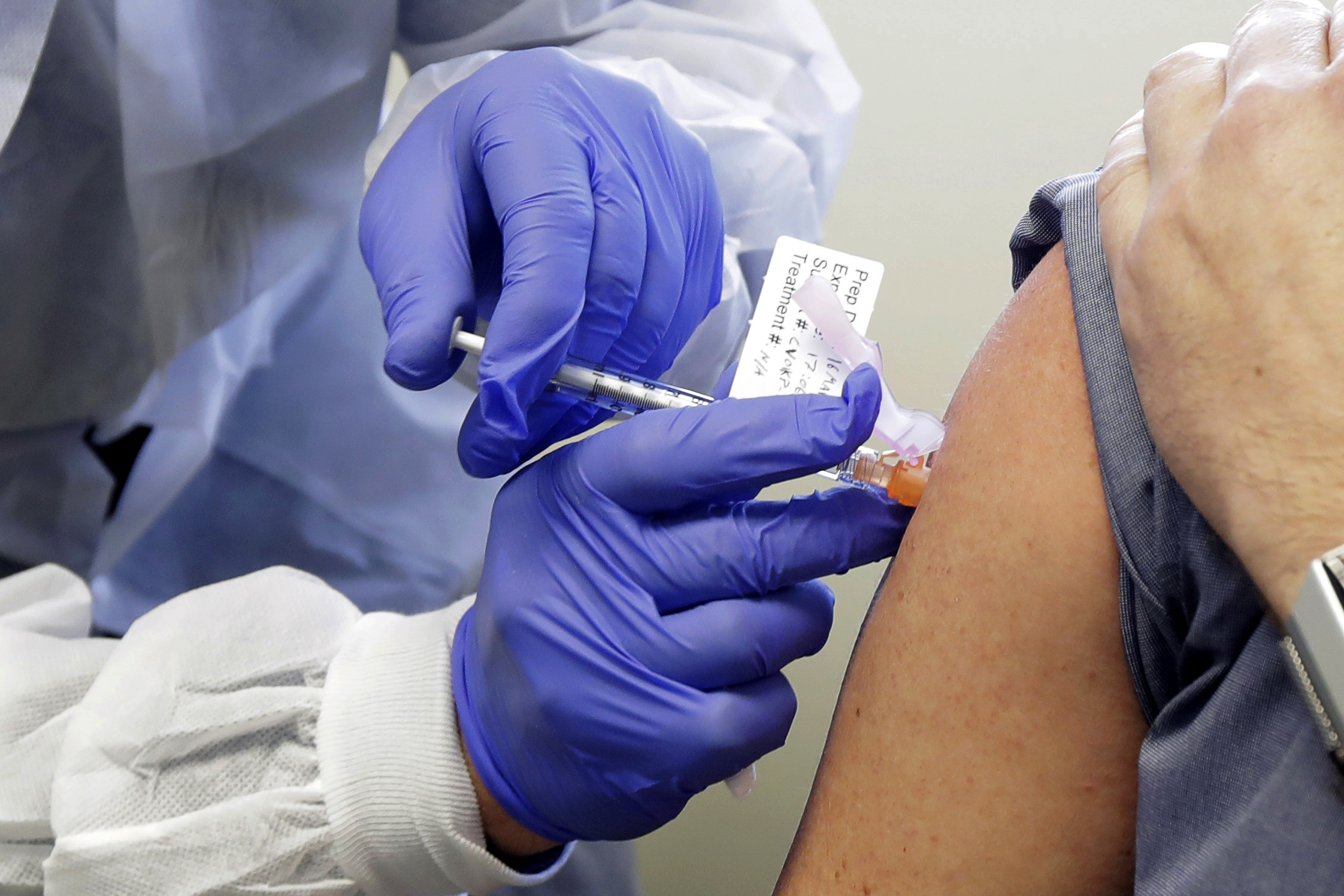 APTOPIX Virus Outbreak Vaccine