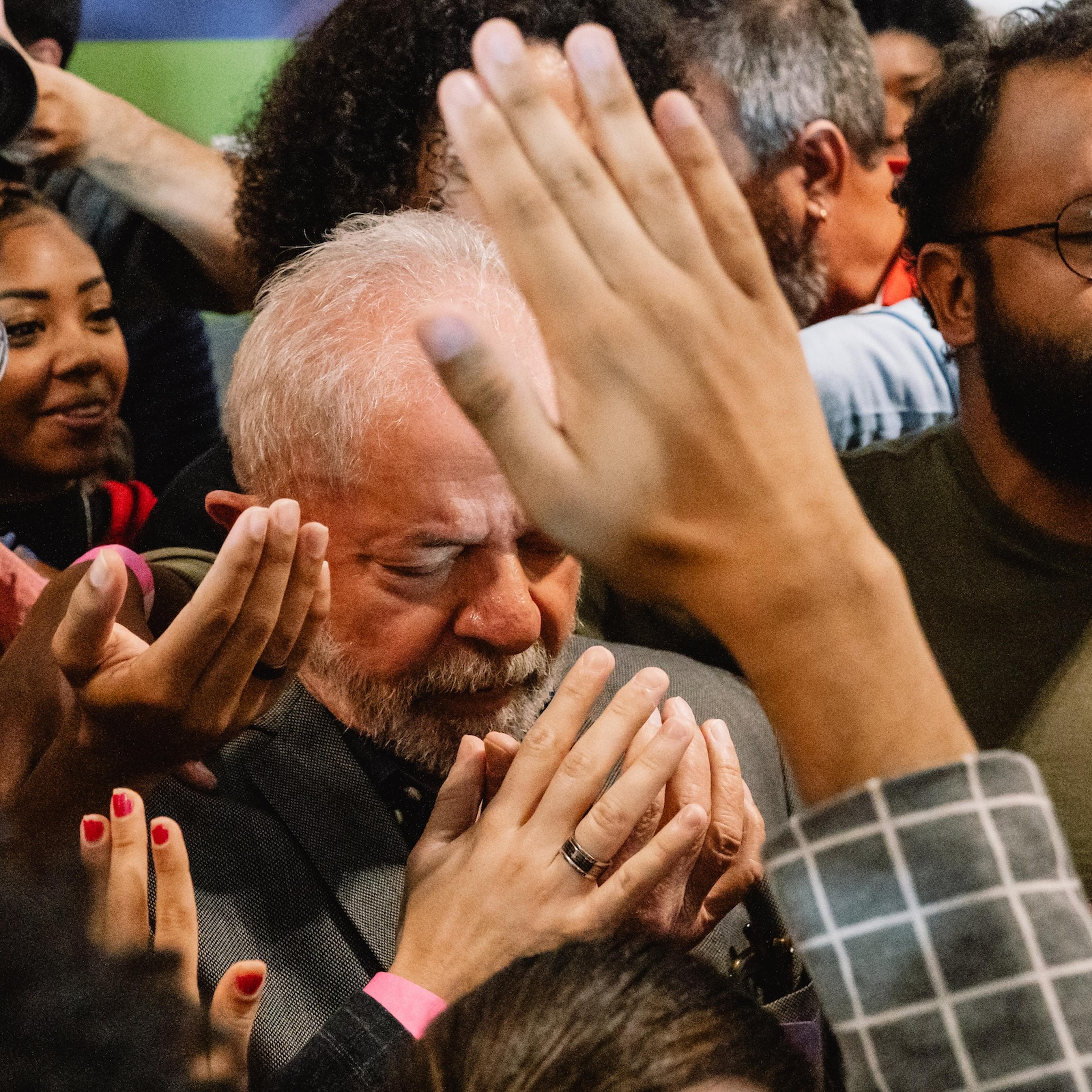 Le candidat à la présidence Luiz Inacio Lula da Silva participe à un événement de campagne avec des dirigeants et des partisans évangéliques à Sao Paulo, au Brésil.