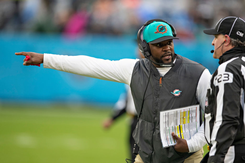 Miami Dolphins v Tennessee Titans