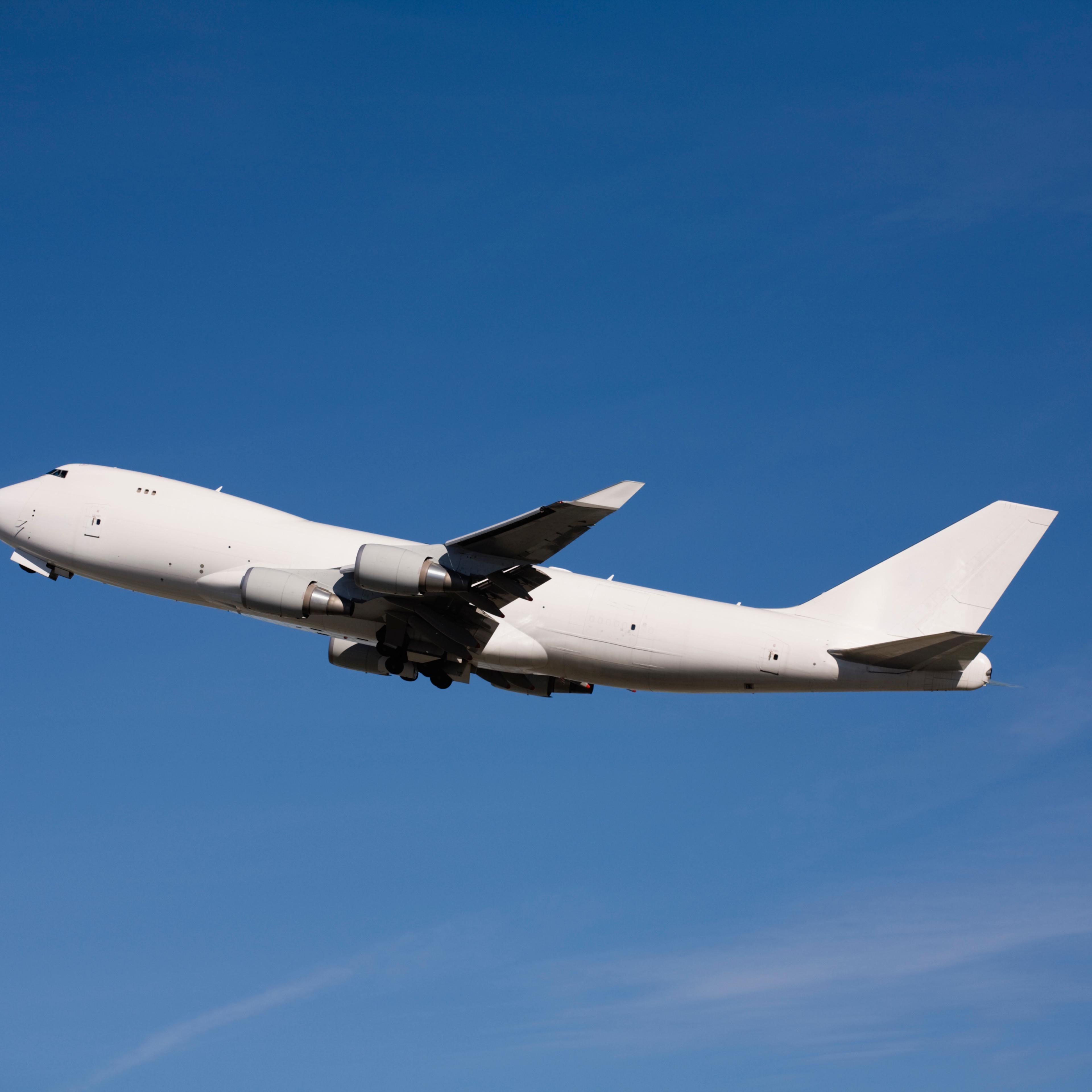 Jumbo jet taking off
