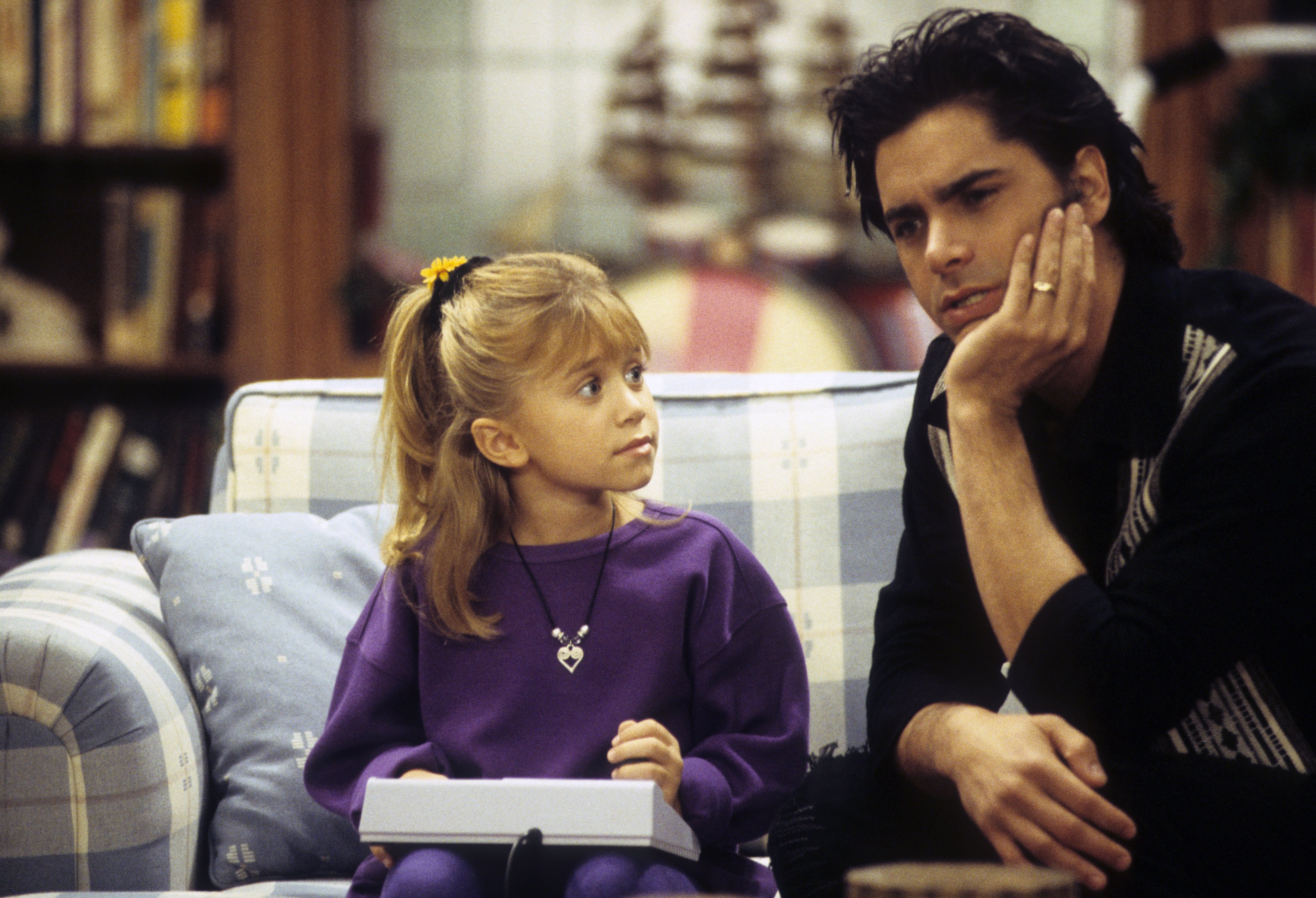 MARY-KATE/ASHLEY OLSEN;JOHN STAMOS