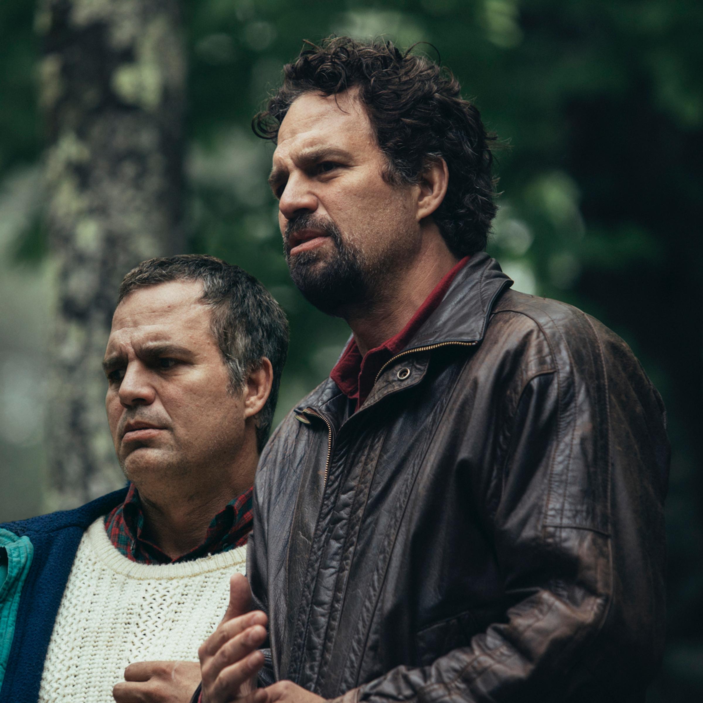 Mark Ruffalo as Thomas (left) and Dominick Birdsey in 'I Know This Much Is True'
