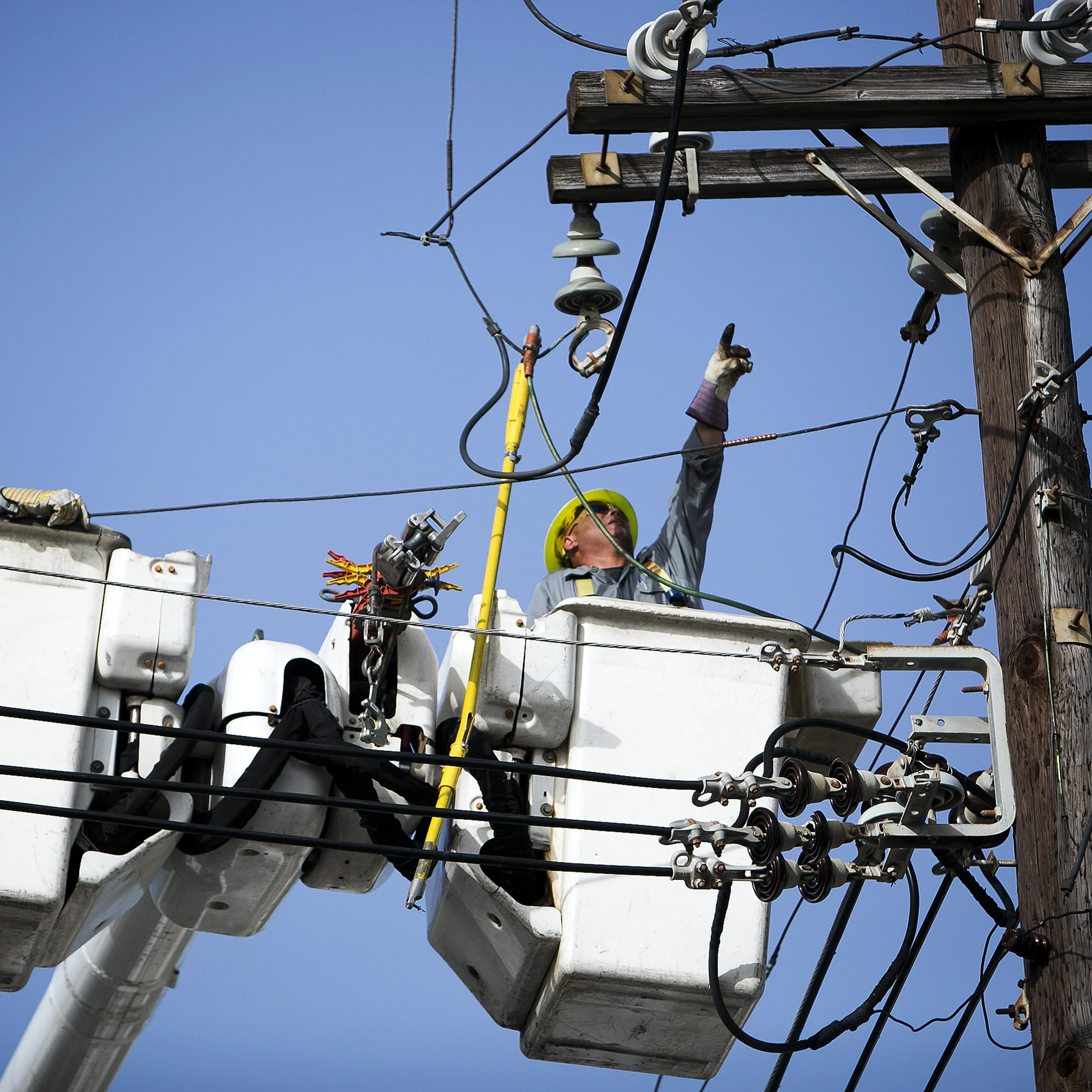 Power Utilities Around The Island As Residents Remain In The Dark