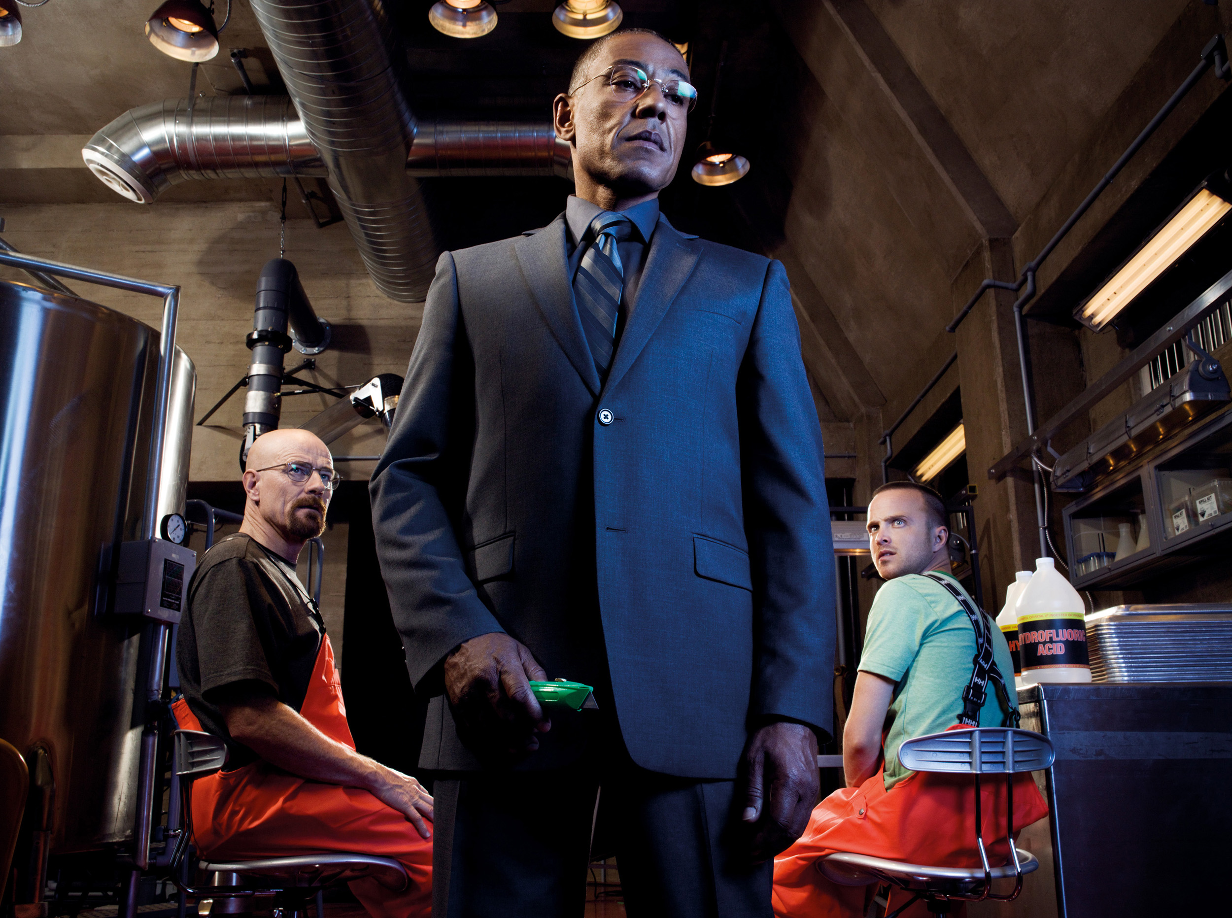 Walter White (Bryan Cranston), Gus Fring (Giancarlo Esposito) and Jesse Pinkman (Aaron Paul) - Breaking Bad_Season 4 - Photo Credit: Ben Leuner/AMC