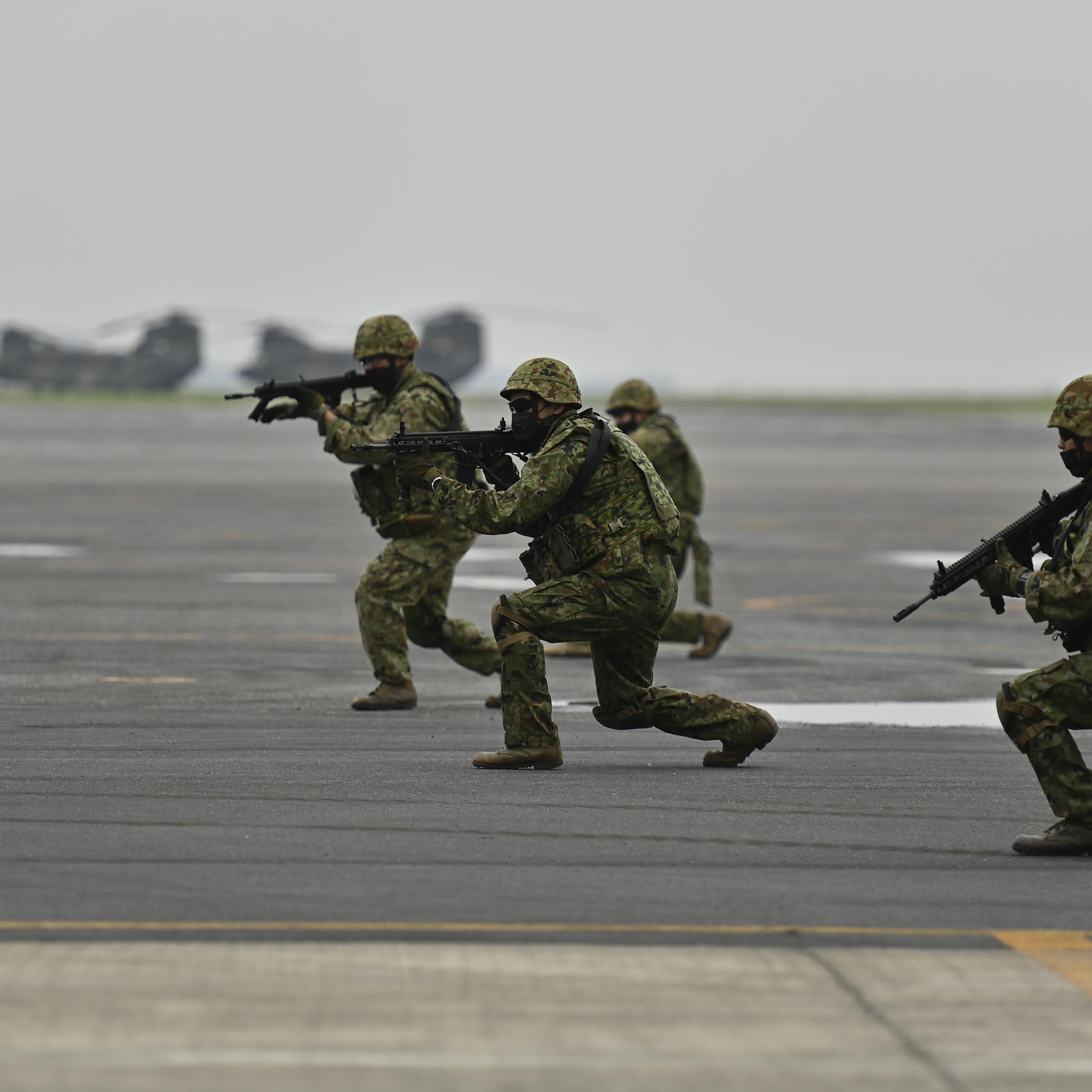 U.S. and Japan militaries' joint training exercise