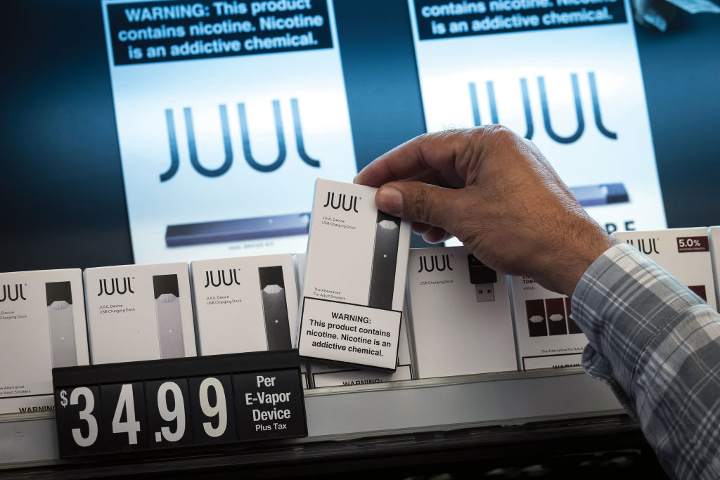 can disposable vapes set off smoke alarms Do Vapes Trigger Smoke Alarms? | Facts and Tips