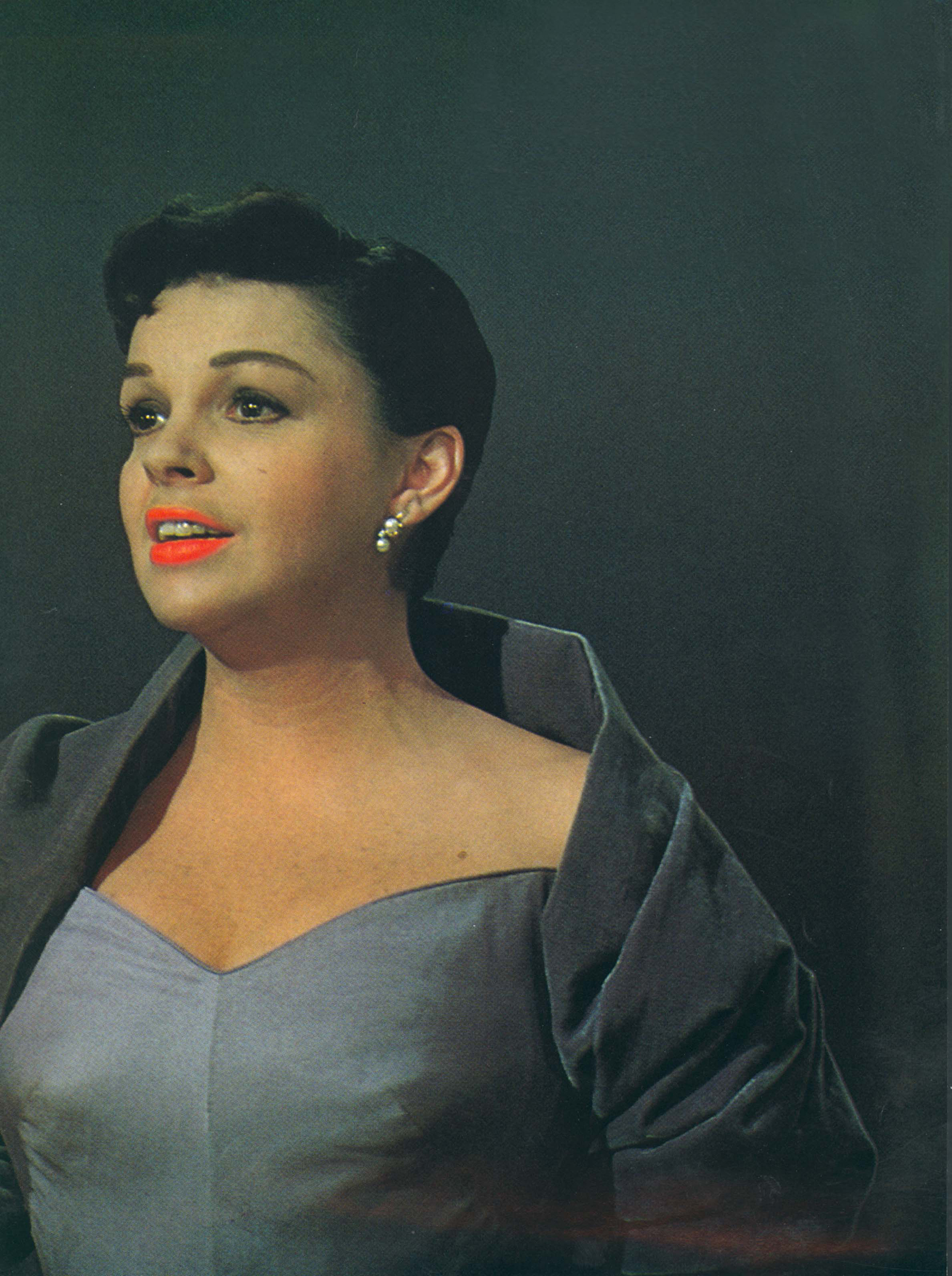 lady gaga judy garland dress Here's the Inspiration Behind Gaga's Golden Globes Look gender reveal dresses