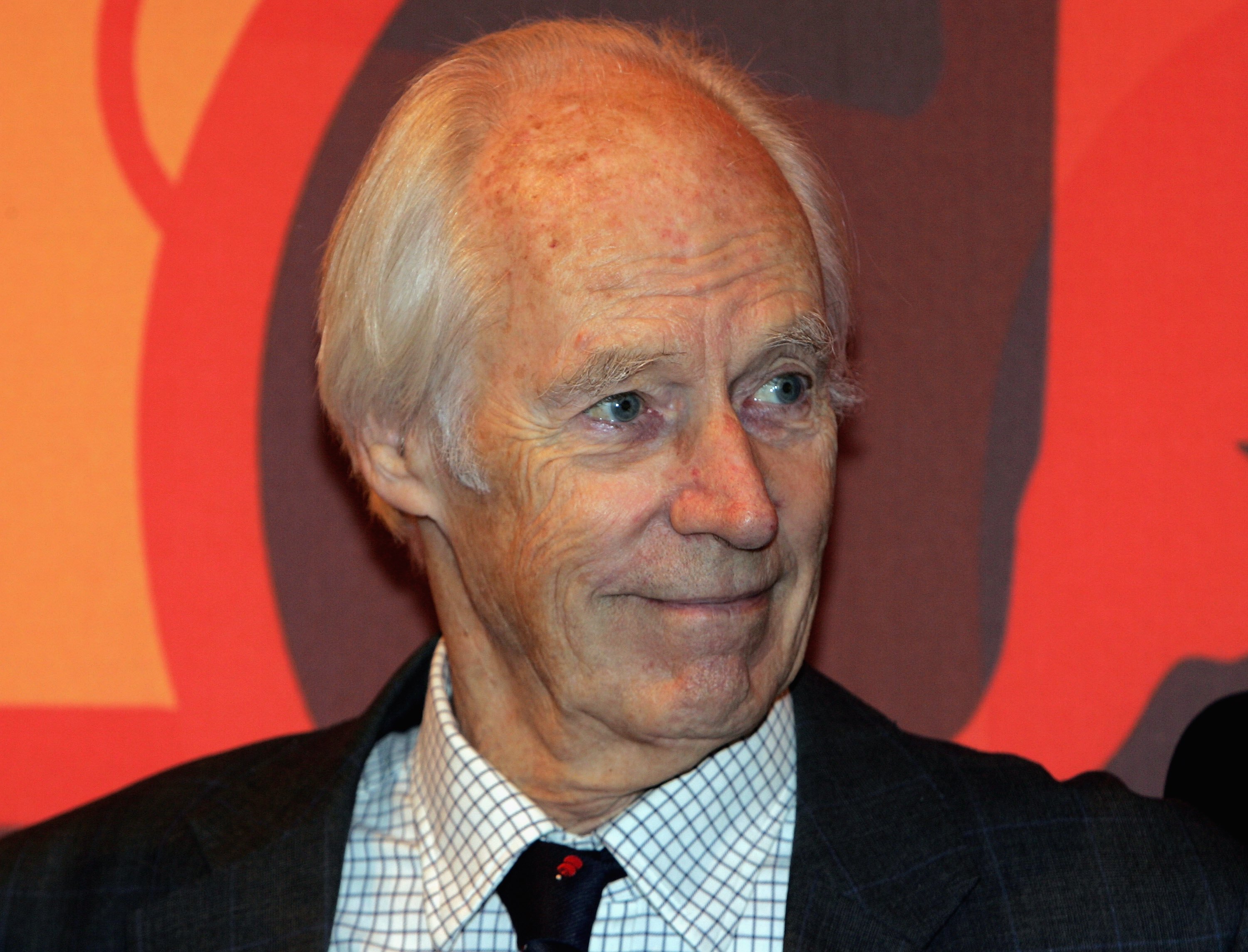 Beatles Producer George Martin Launches New Album Love