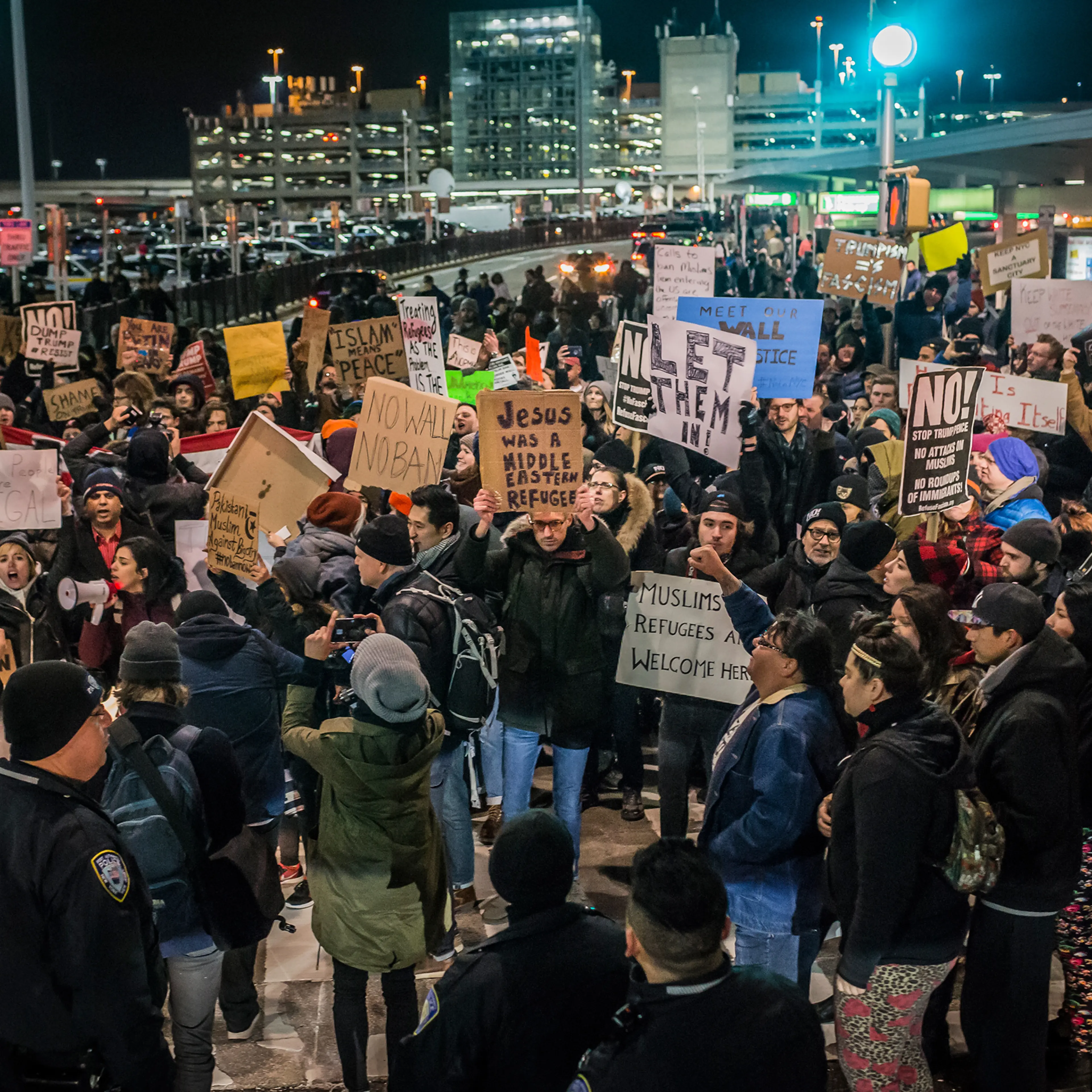 For over 8 hours on Jan. 28, 2017, thousands flooded into Terminal 4 at New York's John F. Kennedy International Airport, at times shutting down the hub while protesting Donald Trump's executive order banning Muslims from certain countries from traveling to the U.S. Around 8 p.m. that evening, the federal court for the Eastern District of New York issued an emergency stay halting the ban.