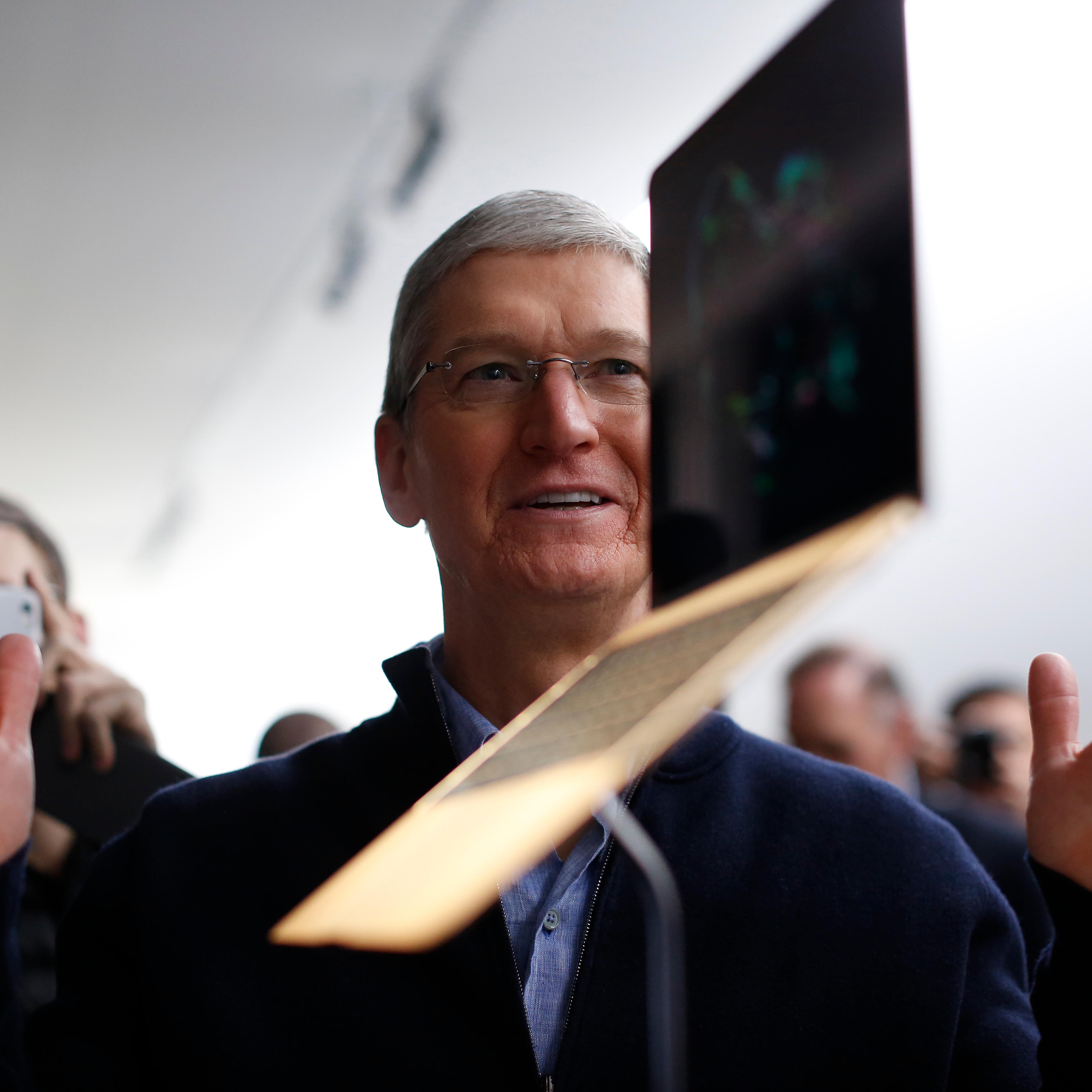 Apple Debuts New Watch