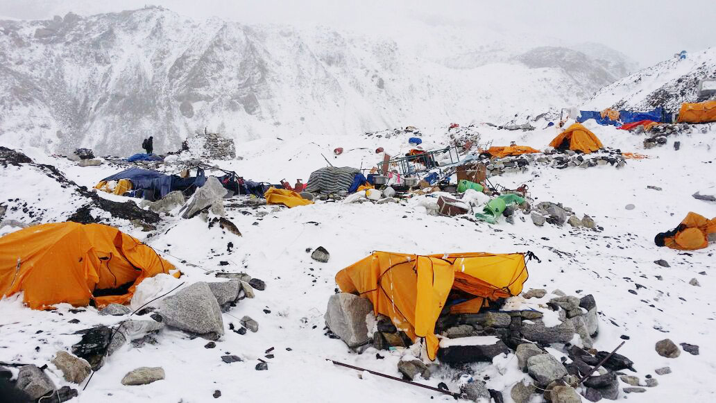 Everest Avalanche