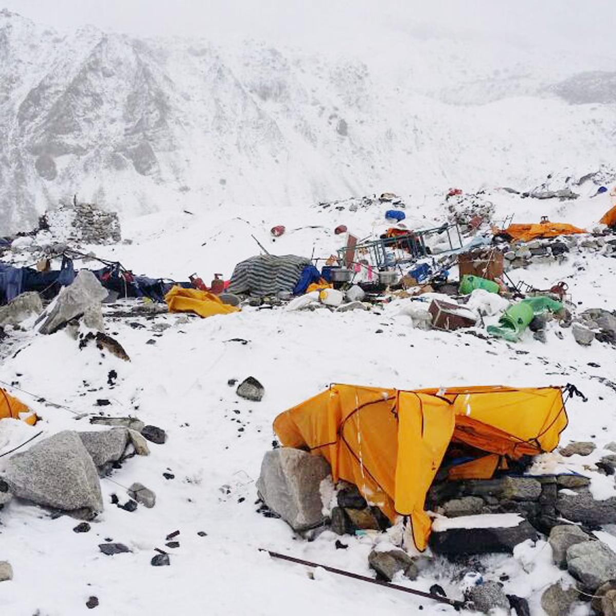 Everest Avalanche