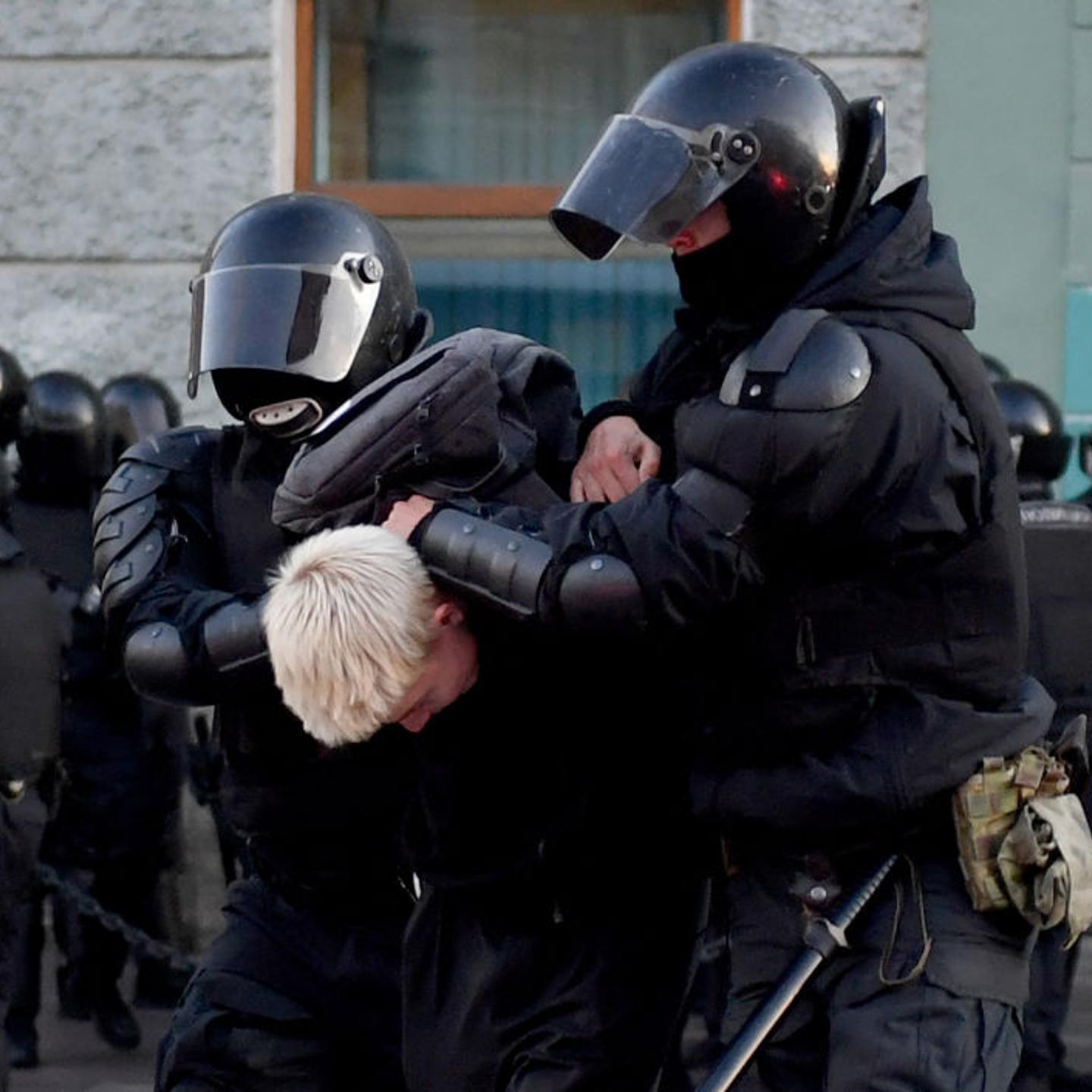 TOPSHOT-RUSSIA-UKRAINE-CONFLICT-DEMO