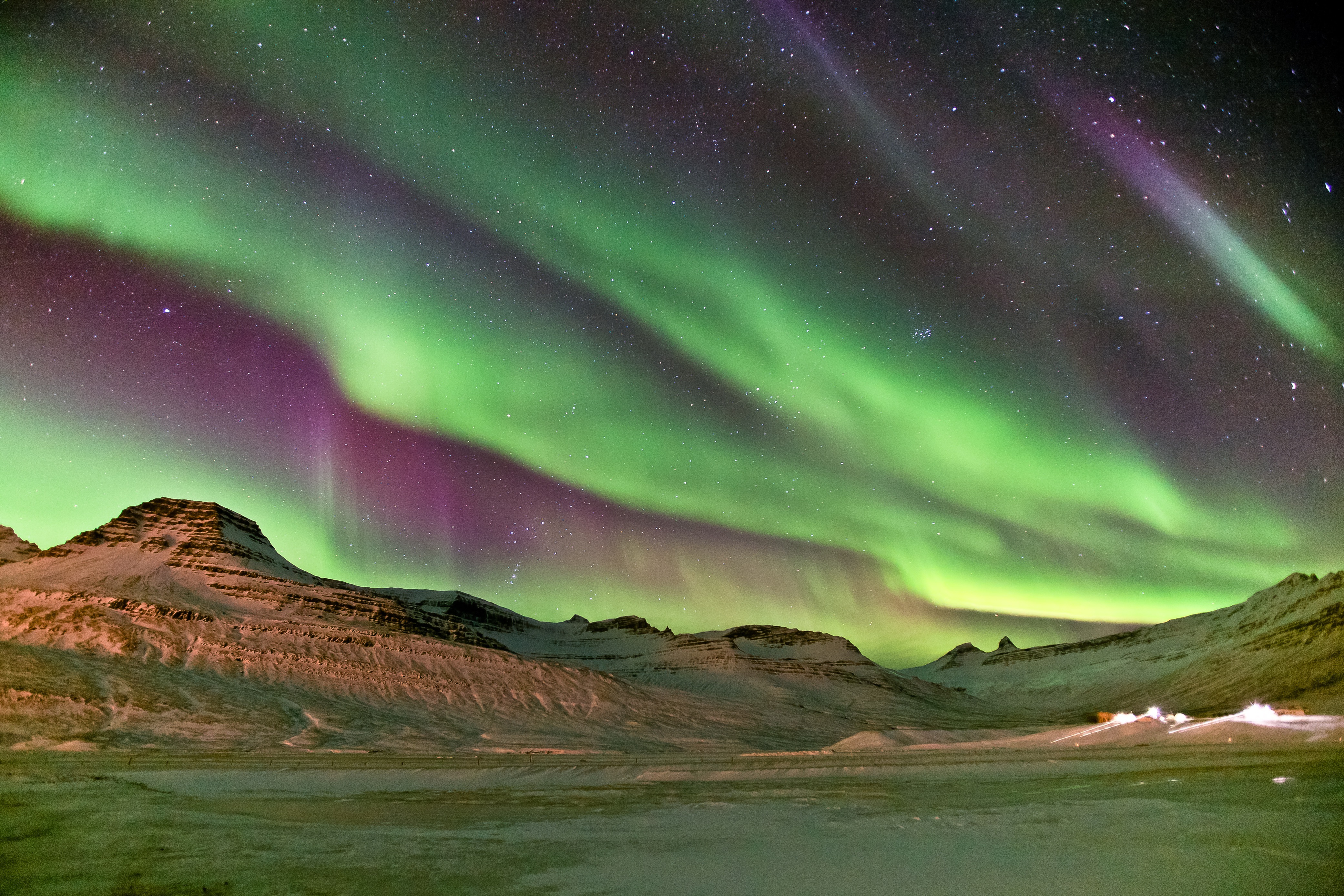 Beautiful Northern Light Pictures Captured By Icelandic Photographer