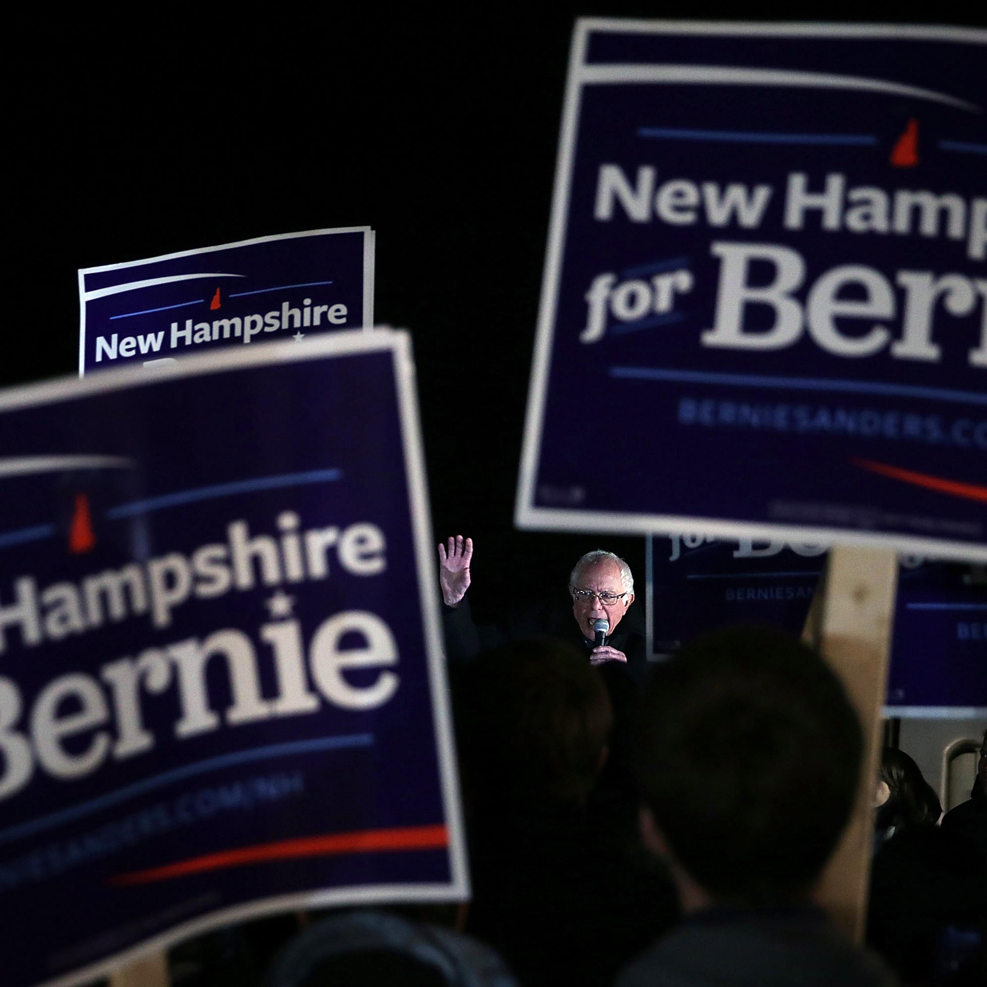 Bernie Sanders Campaigns in New Hampshire Prior to Upcoming Primary