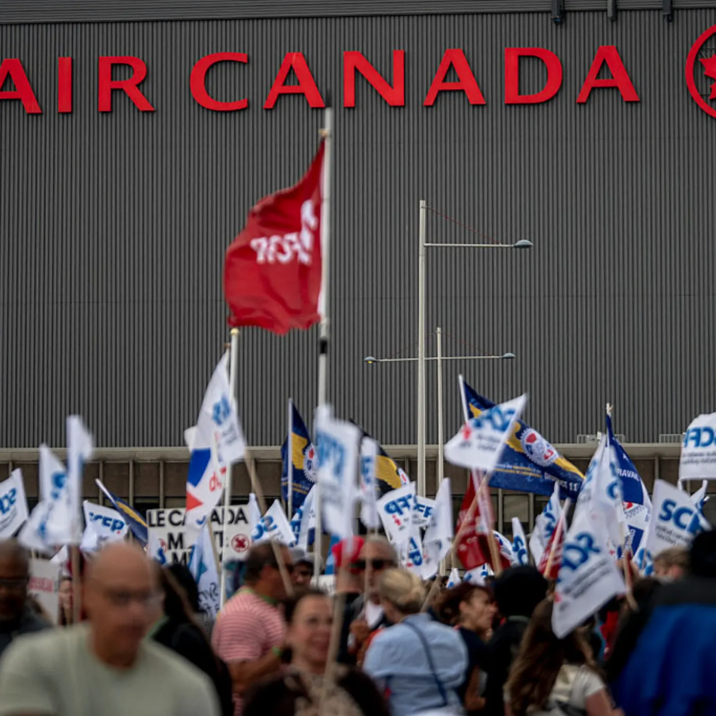 CANADA-AVIATION-LABOUR