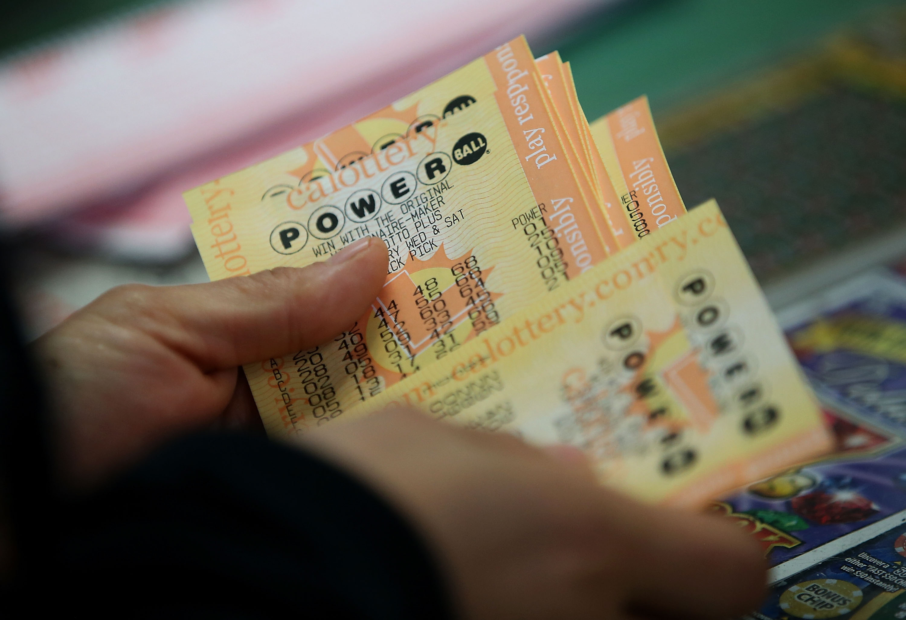 powerball jackpot 435 million drawing