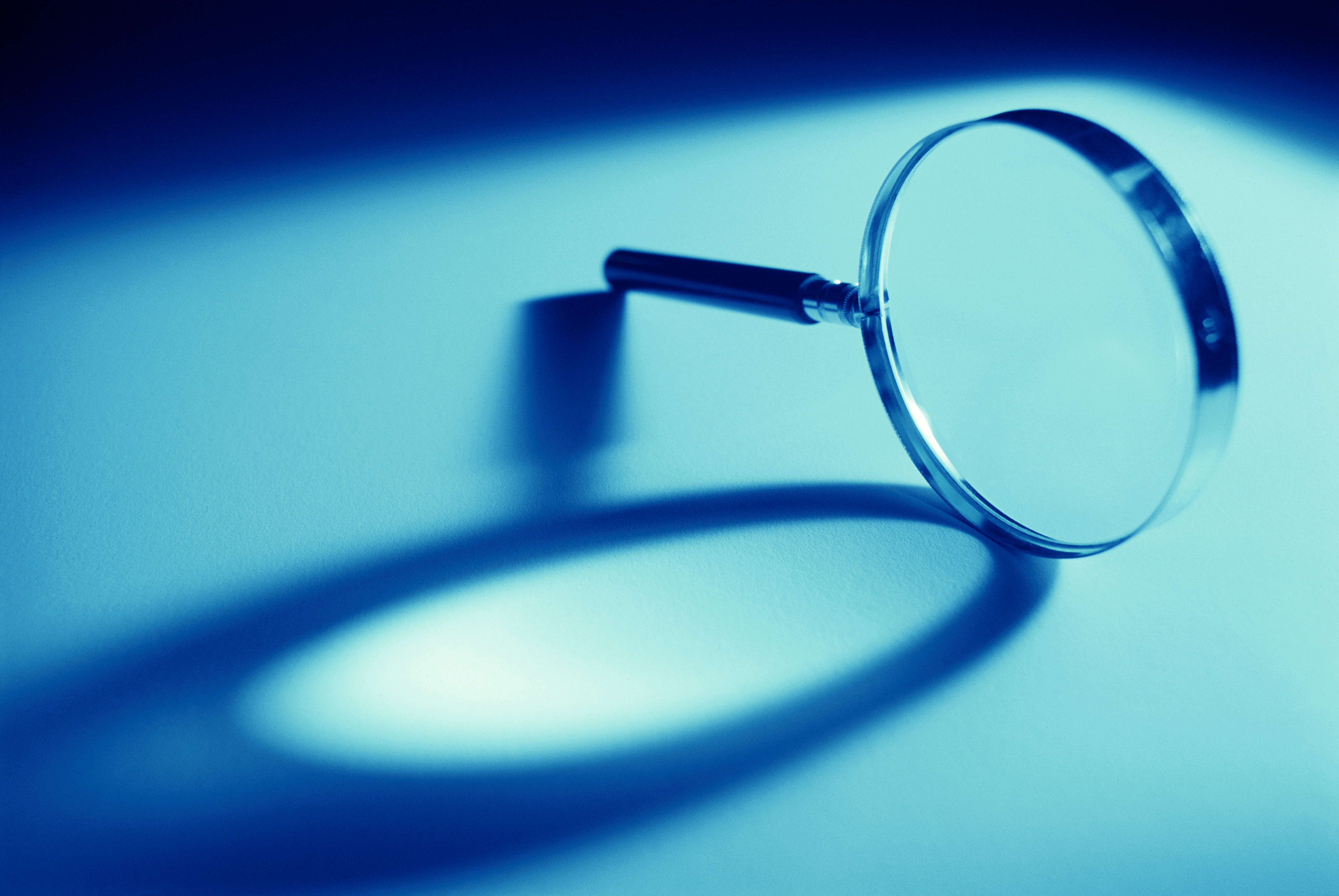 MAGNIFYING GLASS