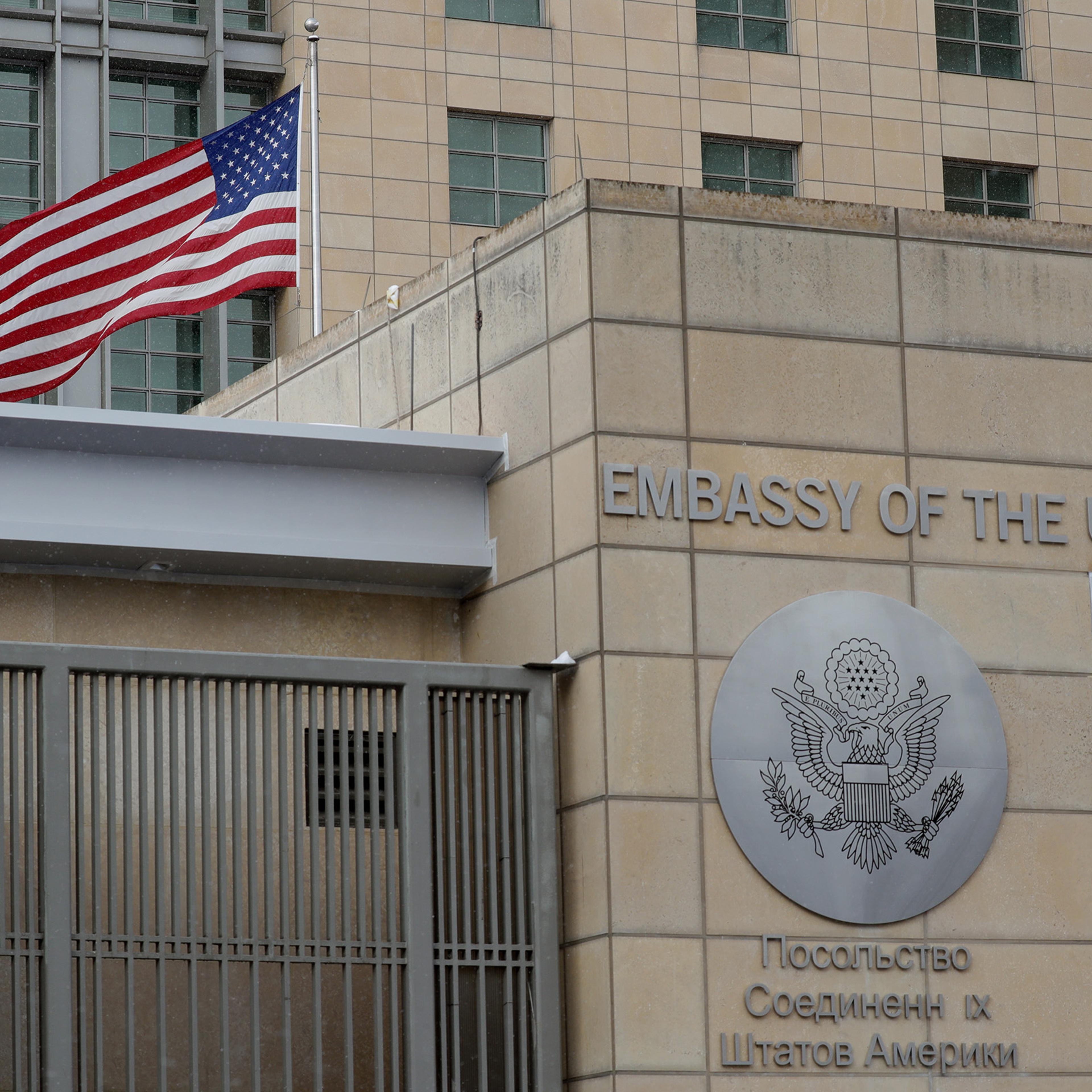 USA expels 60 Russian diplomats