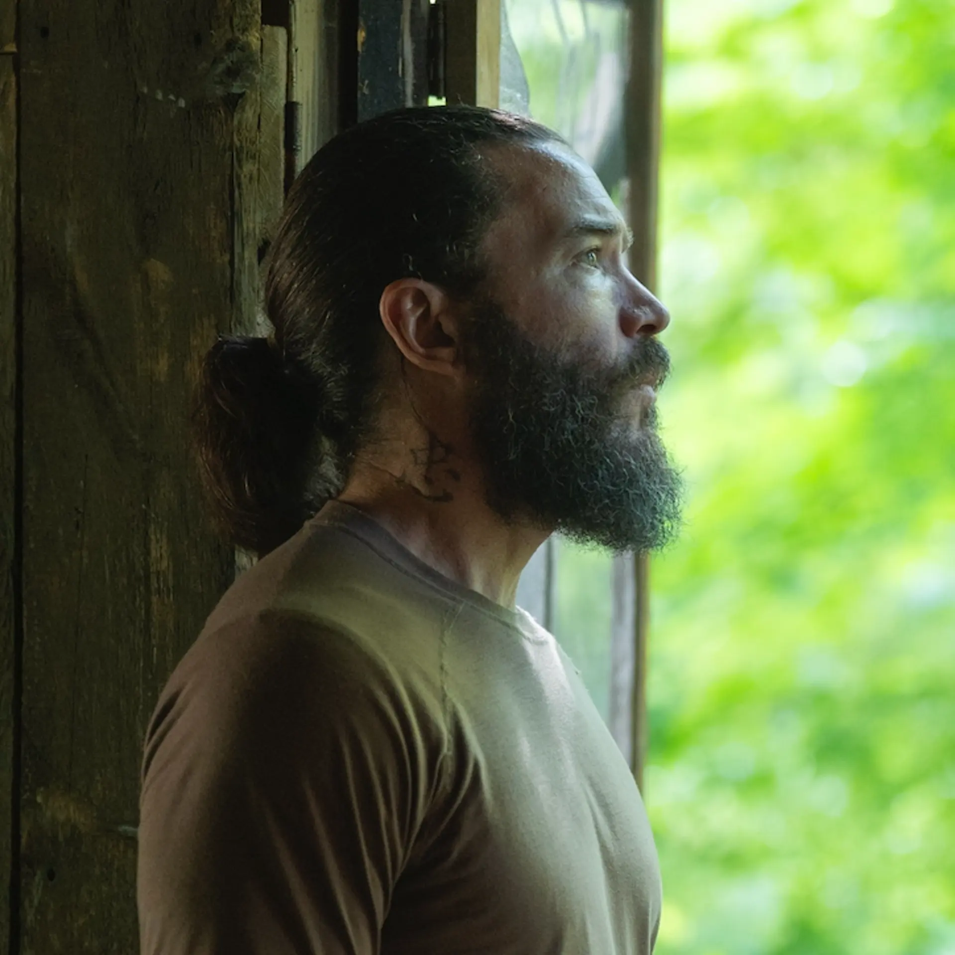 Tom Pelphrey as Robbie in 'Task' Episode 6.