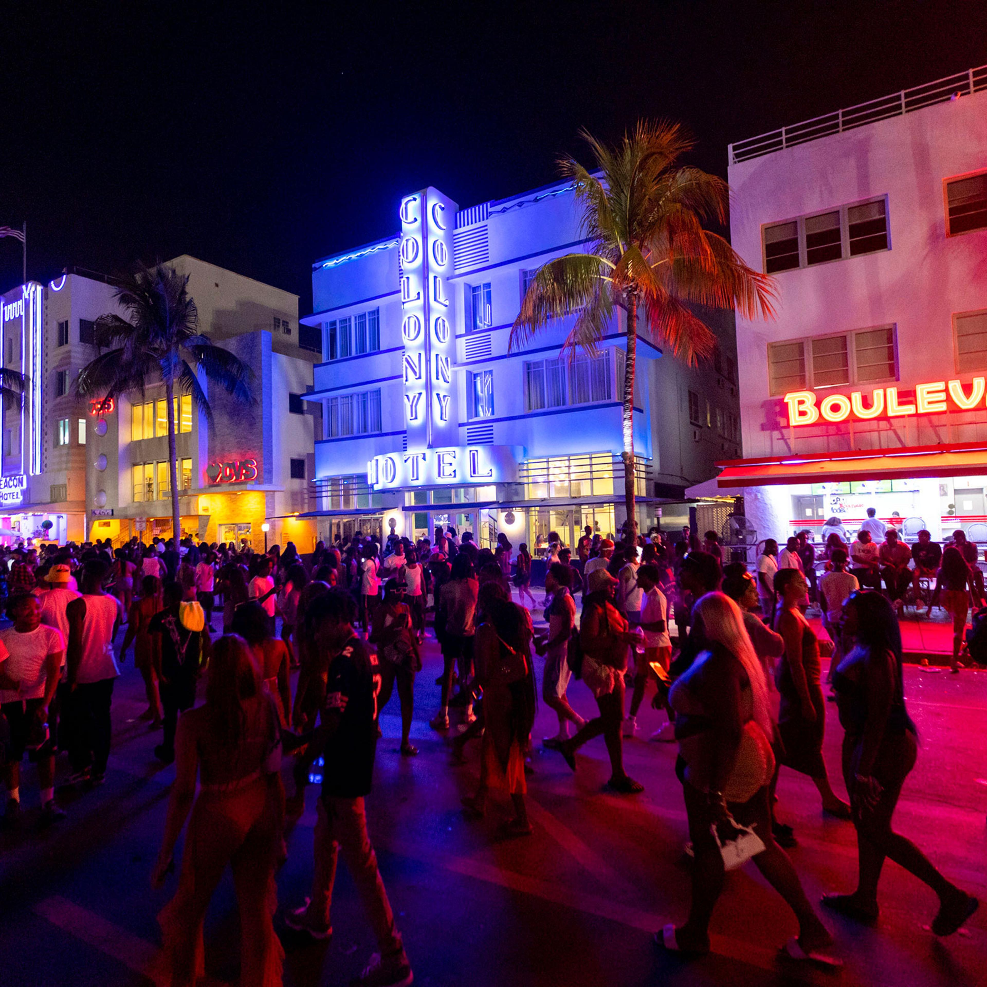 Miami Beach Spring Break Curfew