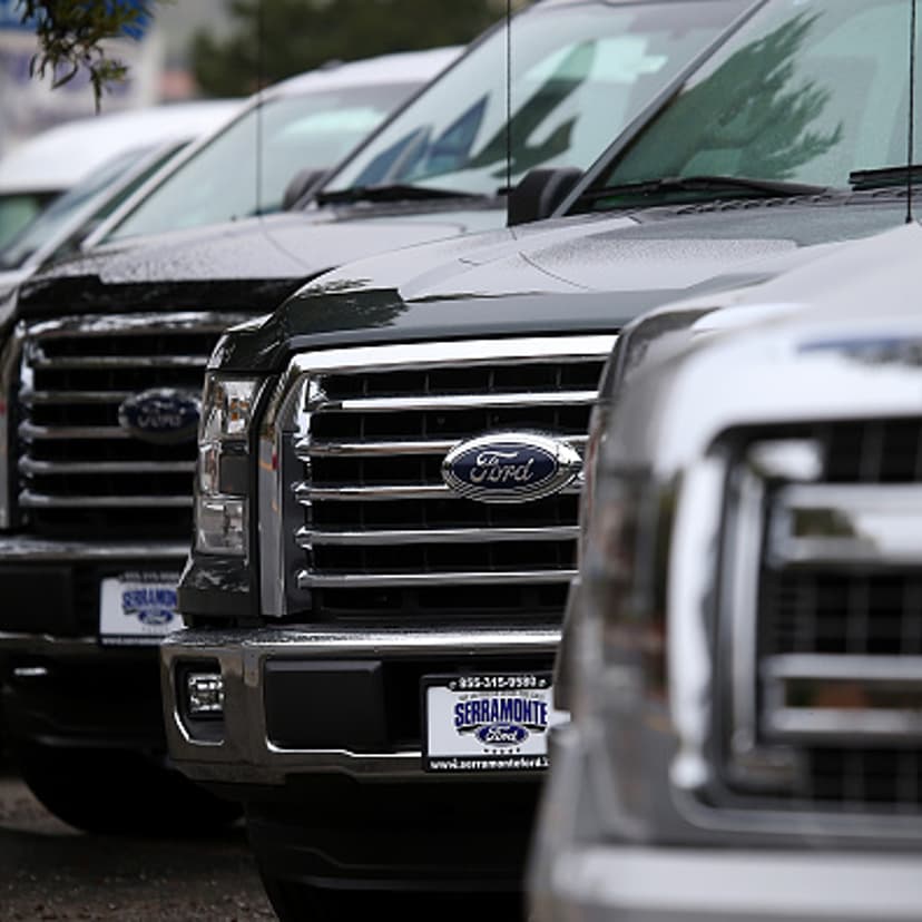 Ford First Quarter Earnings Drop Due To Strong Dollar, Weak Sales