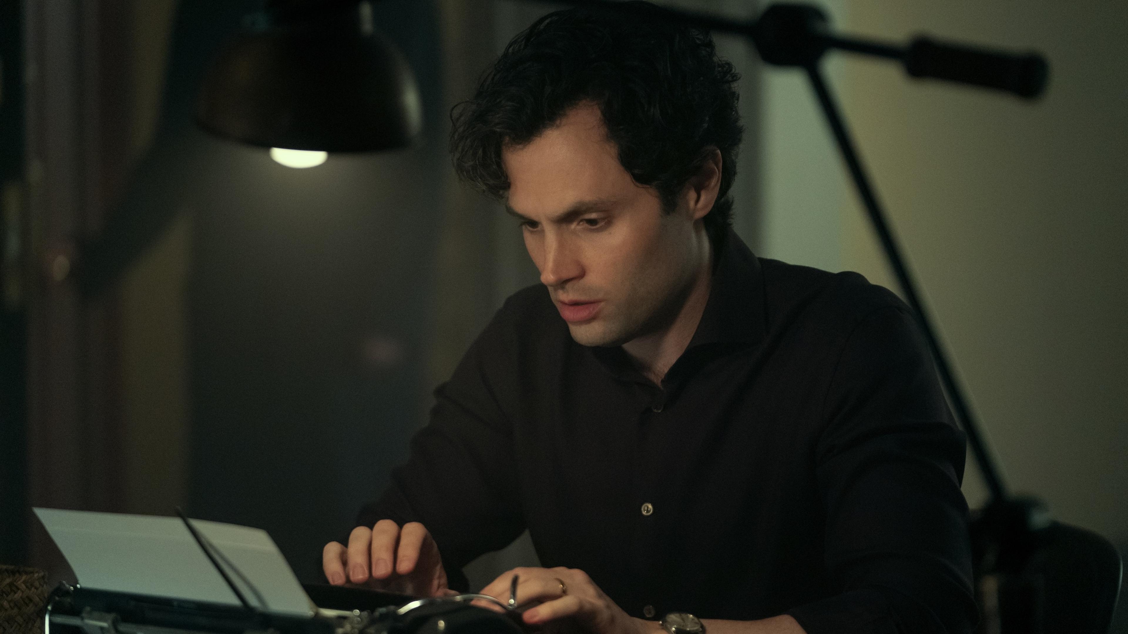 Why You's Joe Goldberg Would Be 'Horrified' By the Manosphere