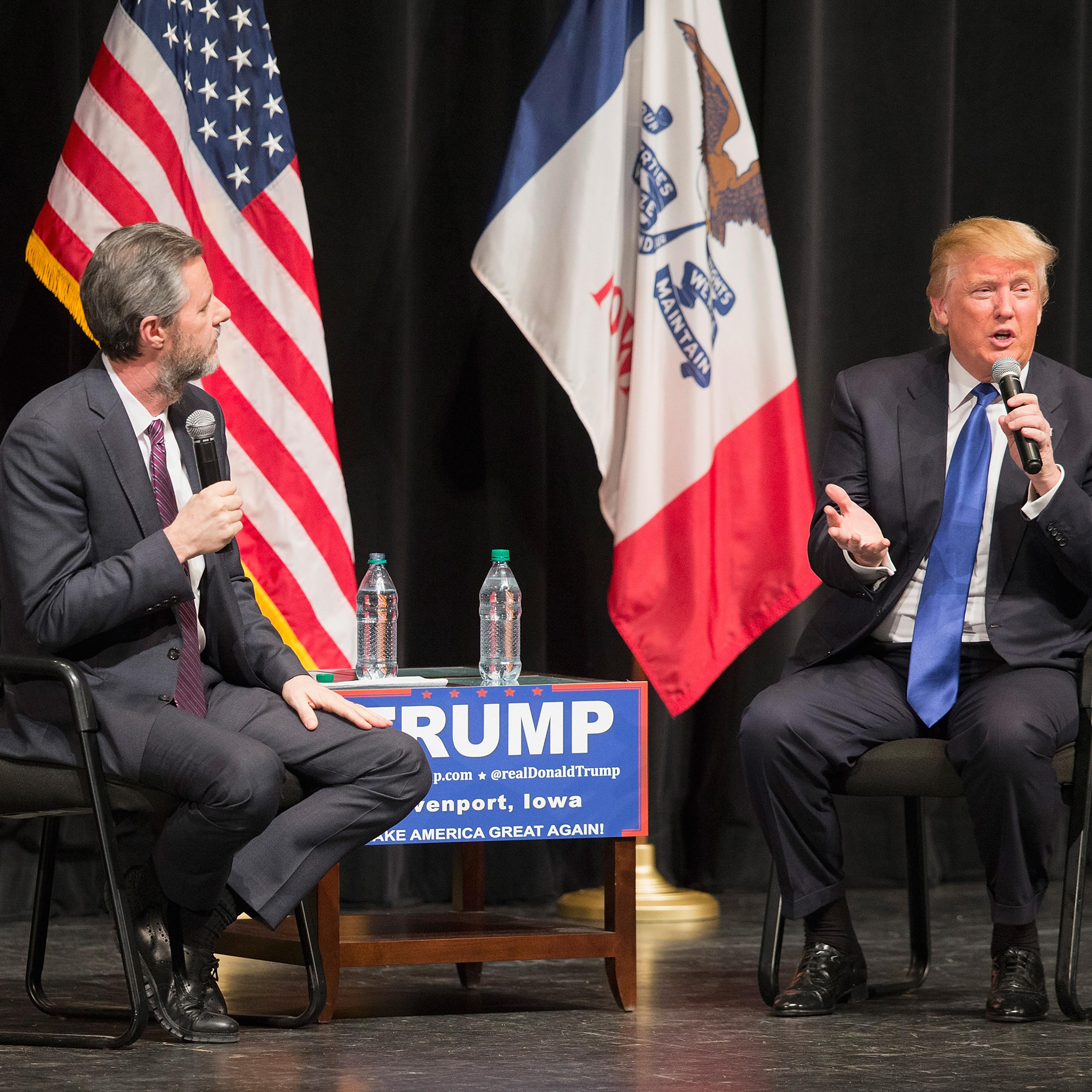 Republican Presidential Candidate Donald Trump Campaigns In Eastern Iowa