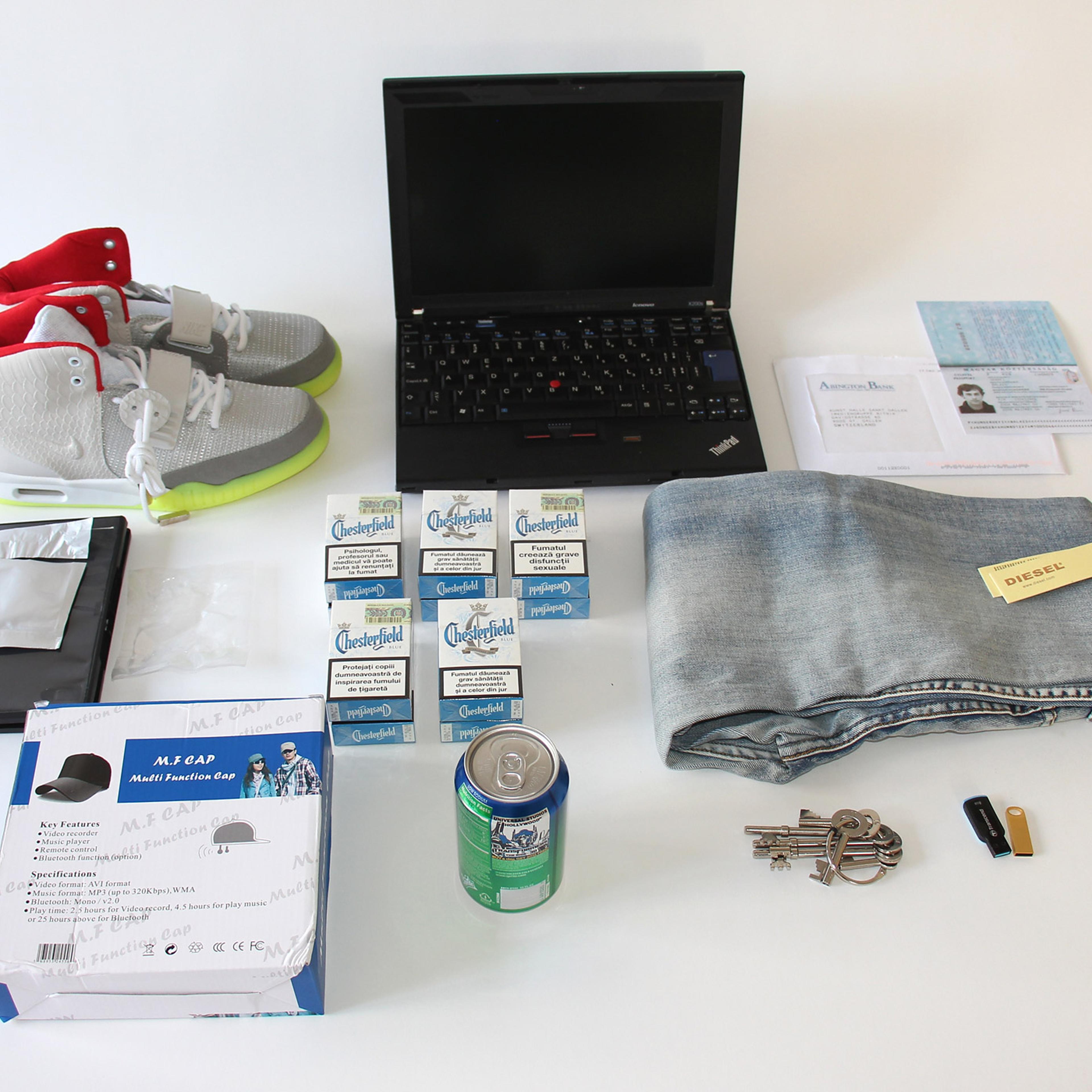Items purchased on the darknet by the Random Darknet Shopper