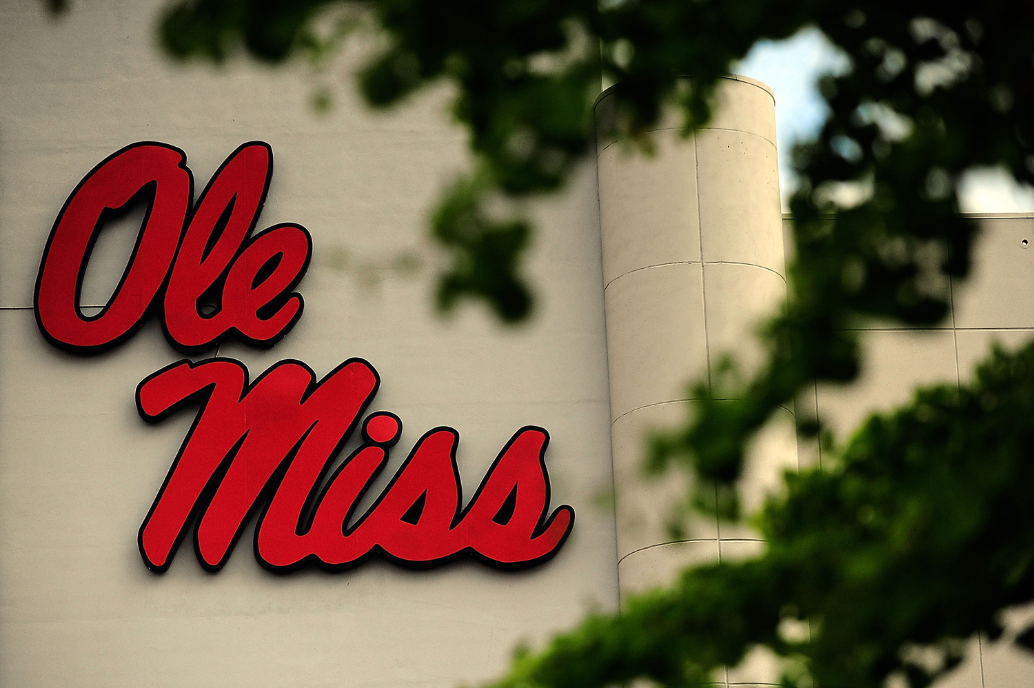 LSU v Mississippi