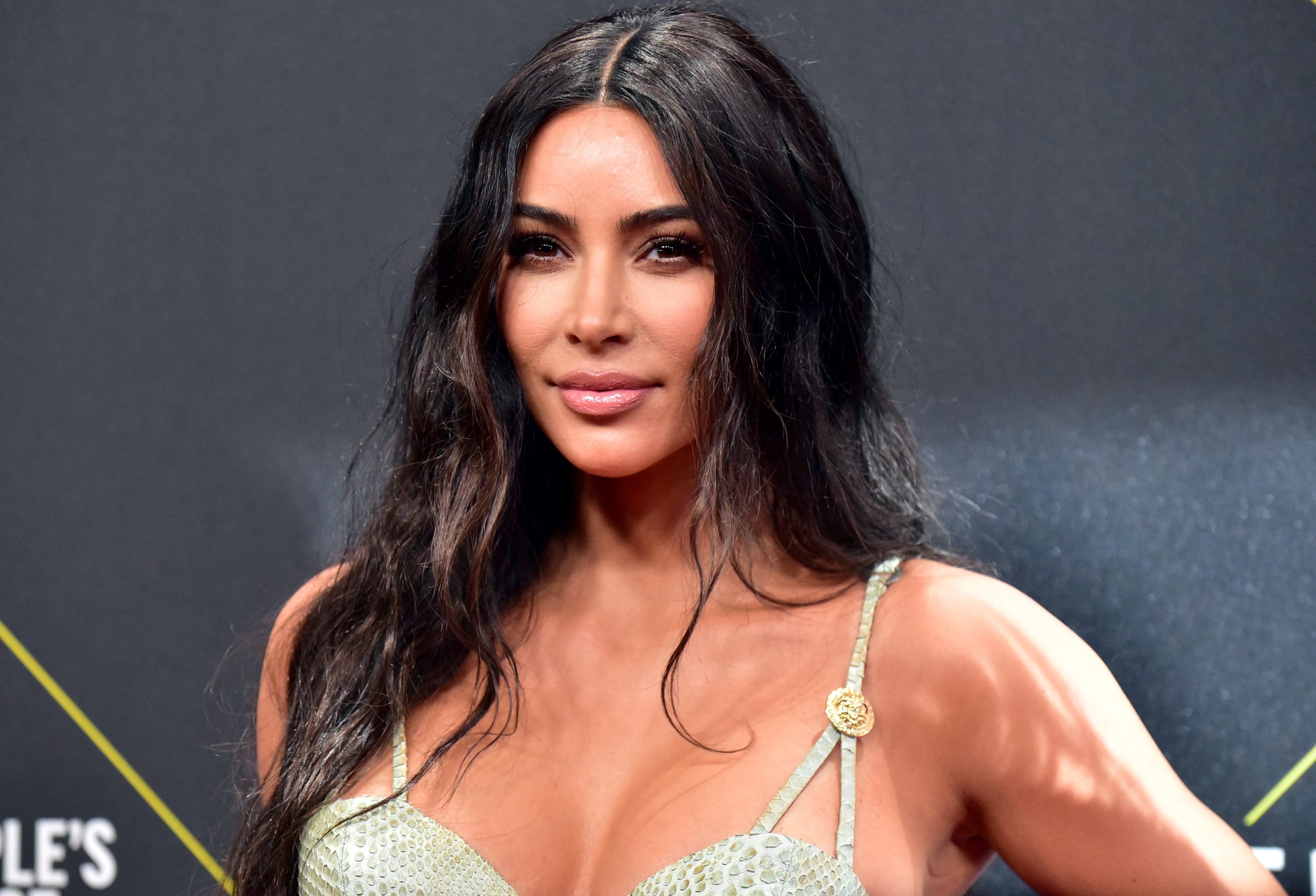 2019 E! People's Choice Awards - Arrivals