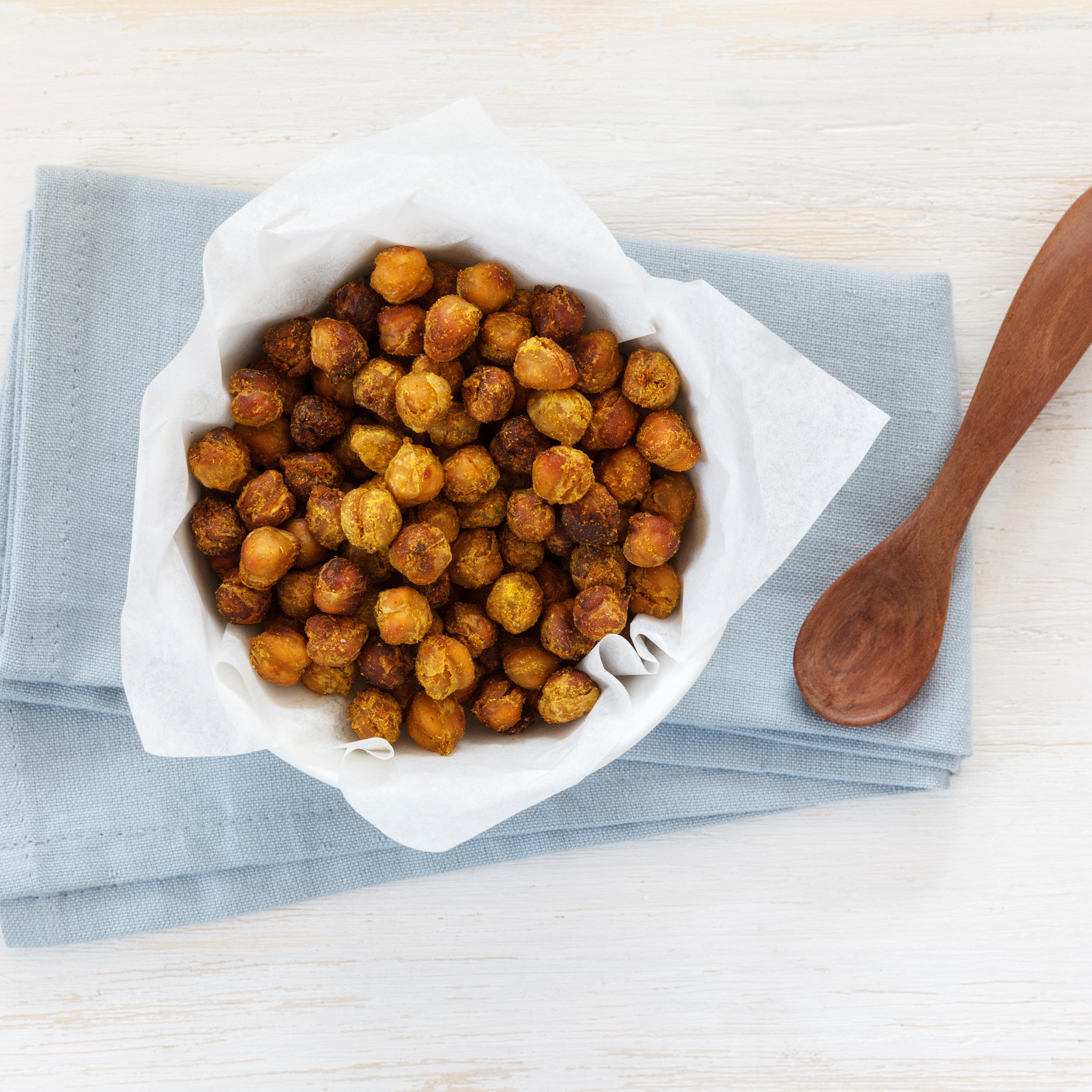 Roasted chickpeas in bowl