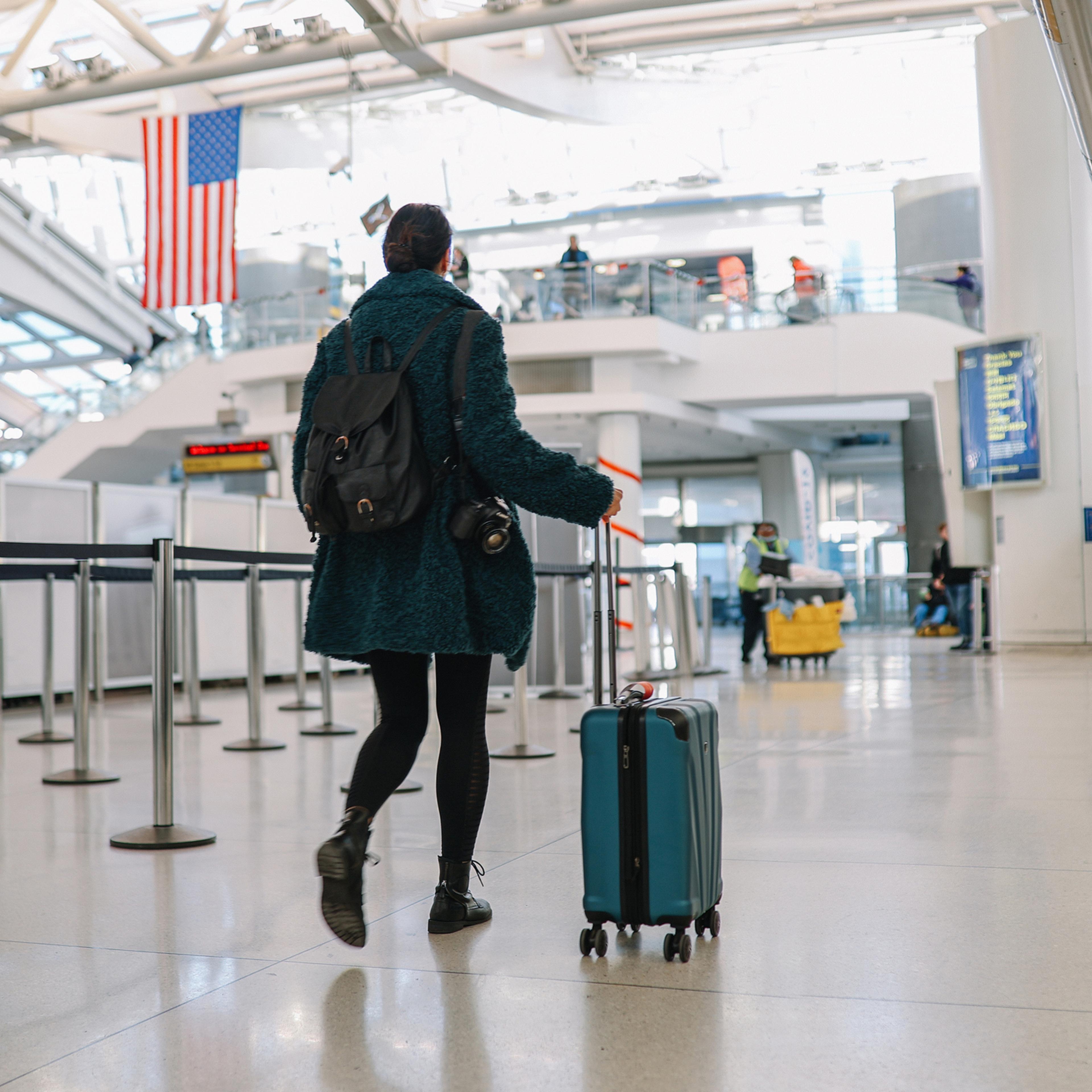A female traveler in the U.S.