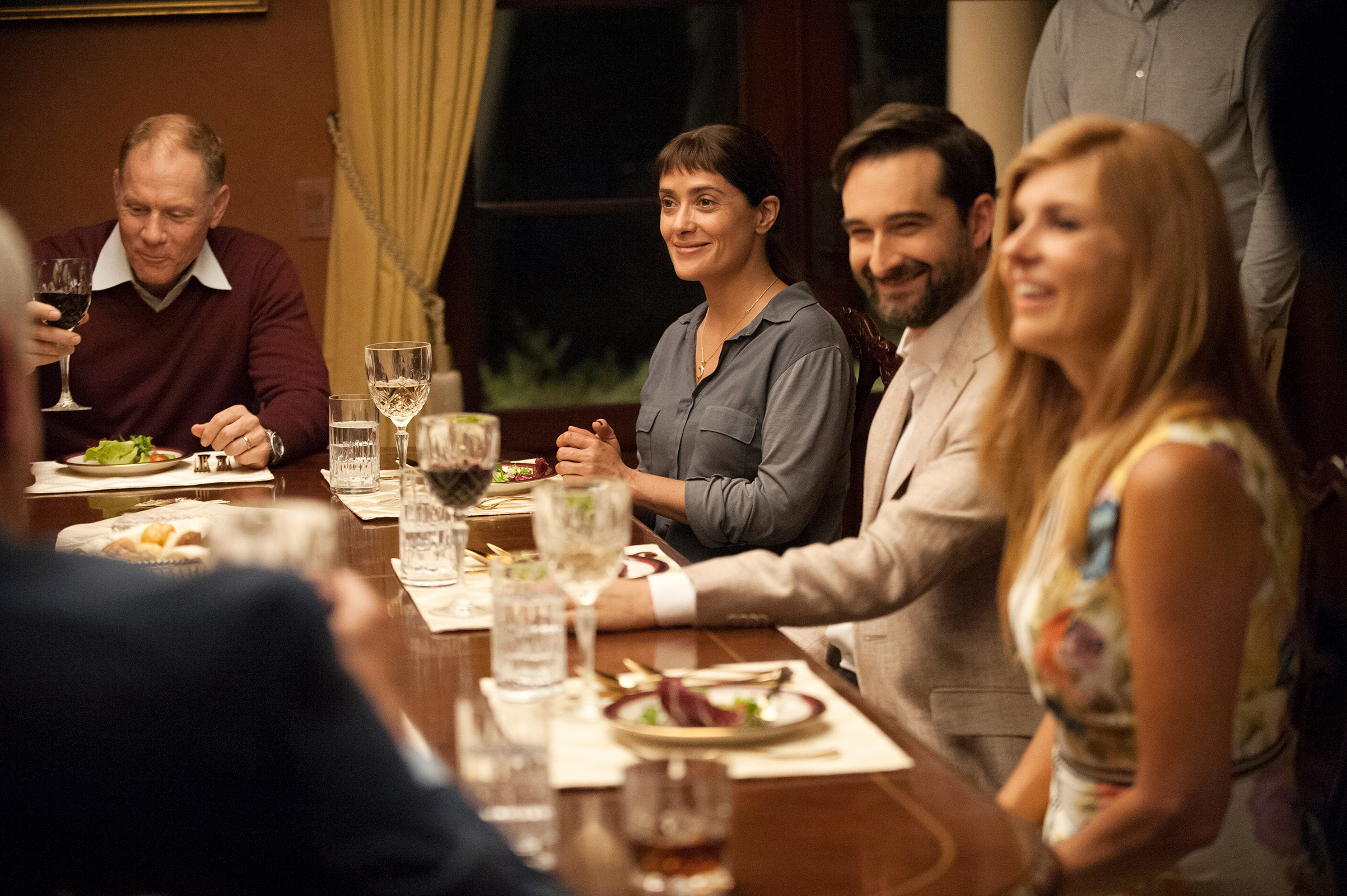 beatriz-at-dinner-salma-hayek