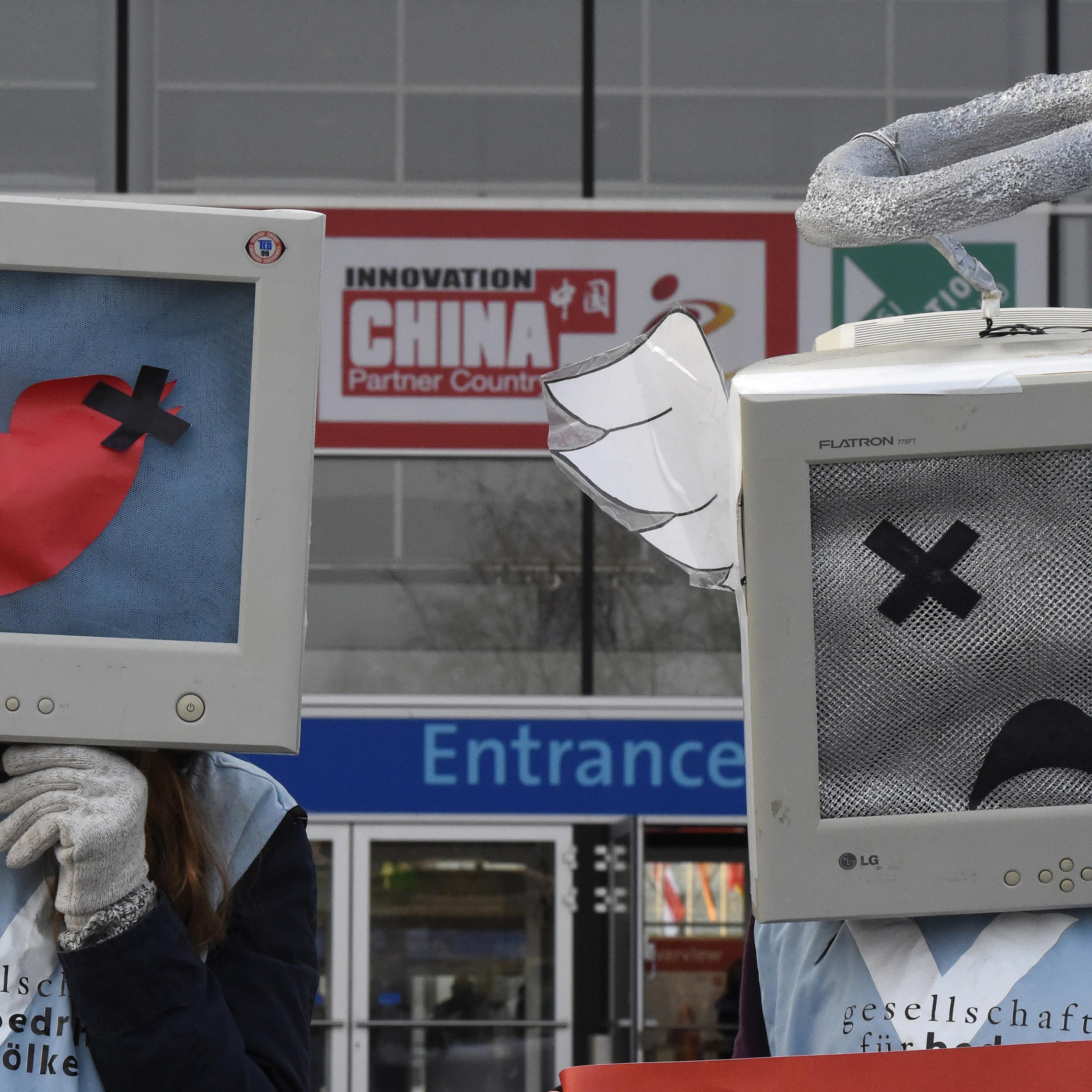 GERMANY-CHINA-IT-INTERNET-CEBIT