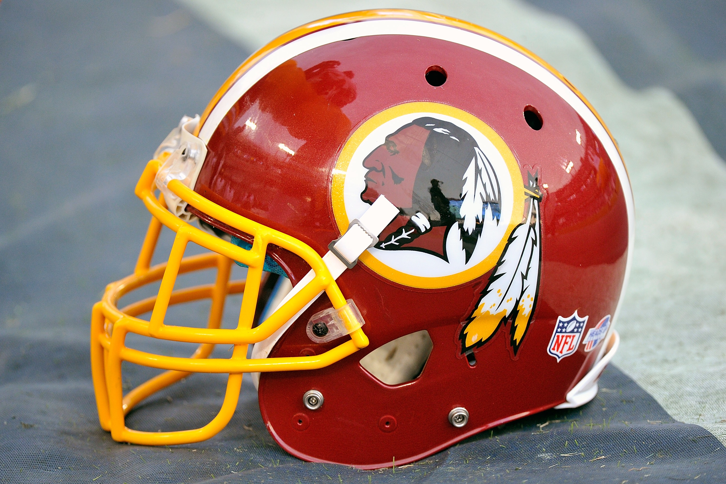 Washington Redskins v Tennessee Titans