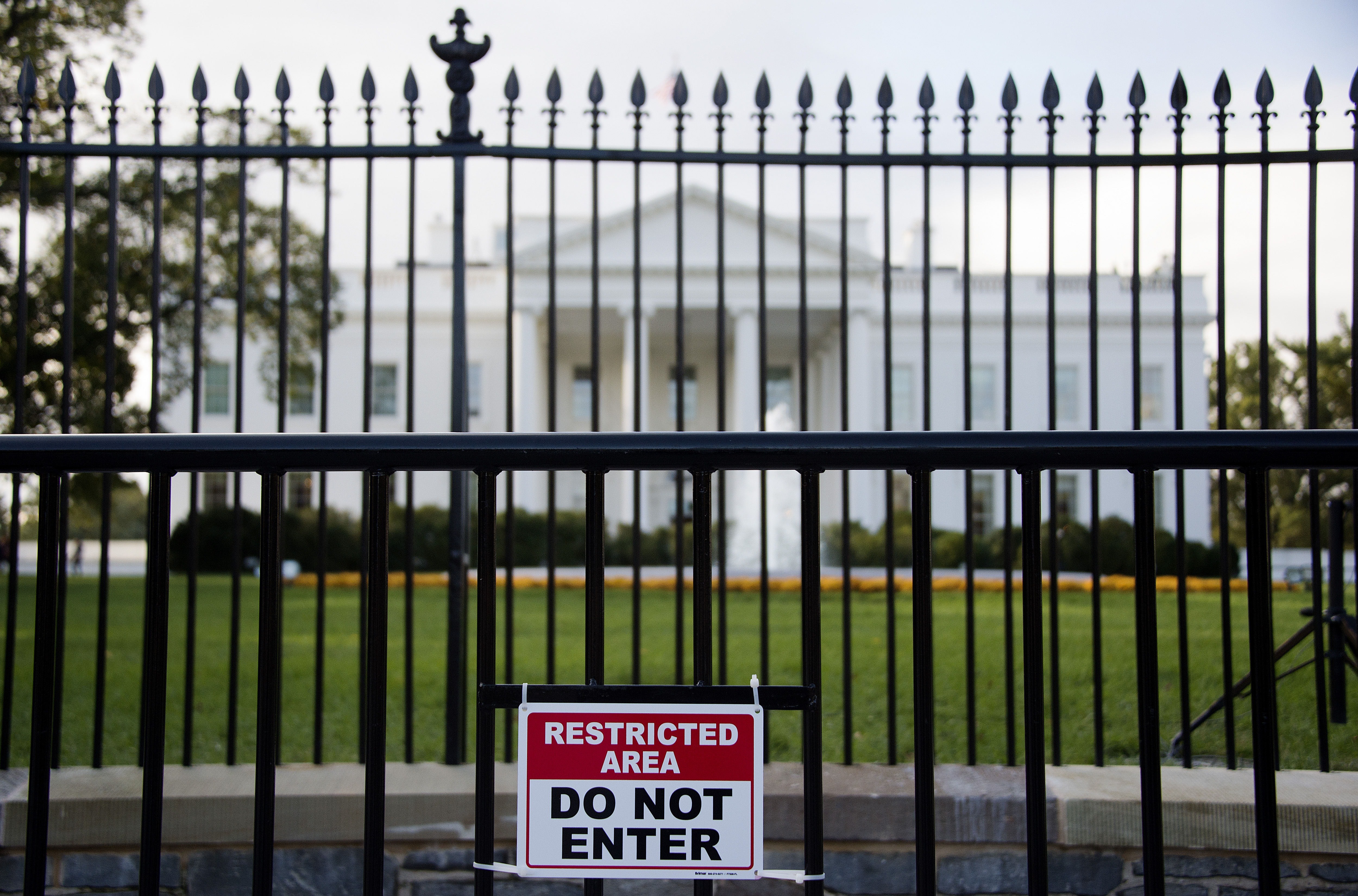 US-POLITICS-SECURITY-WHITEHOUSE-INTRUDER