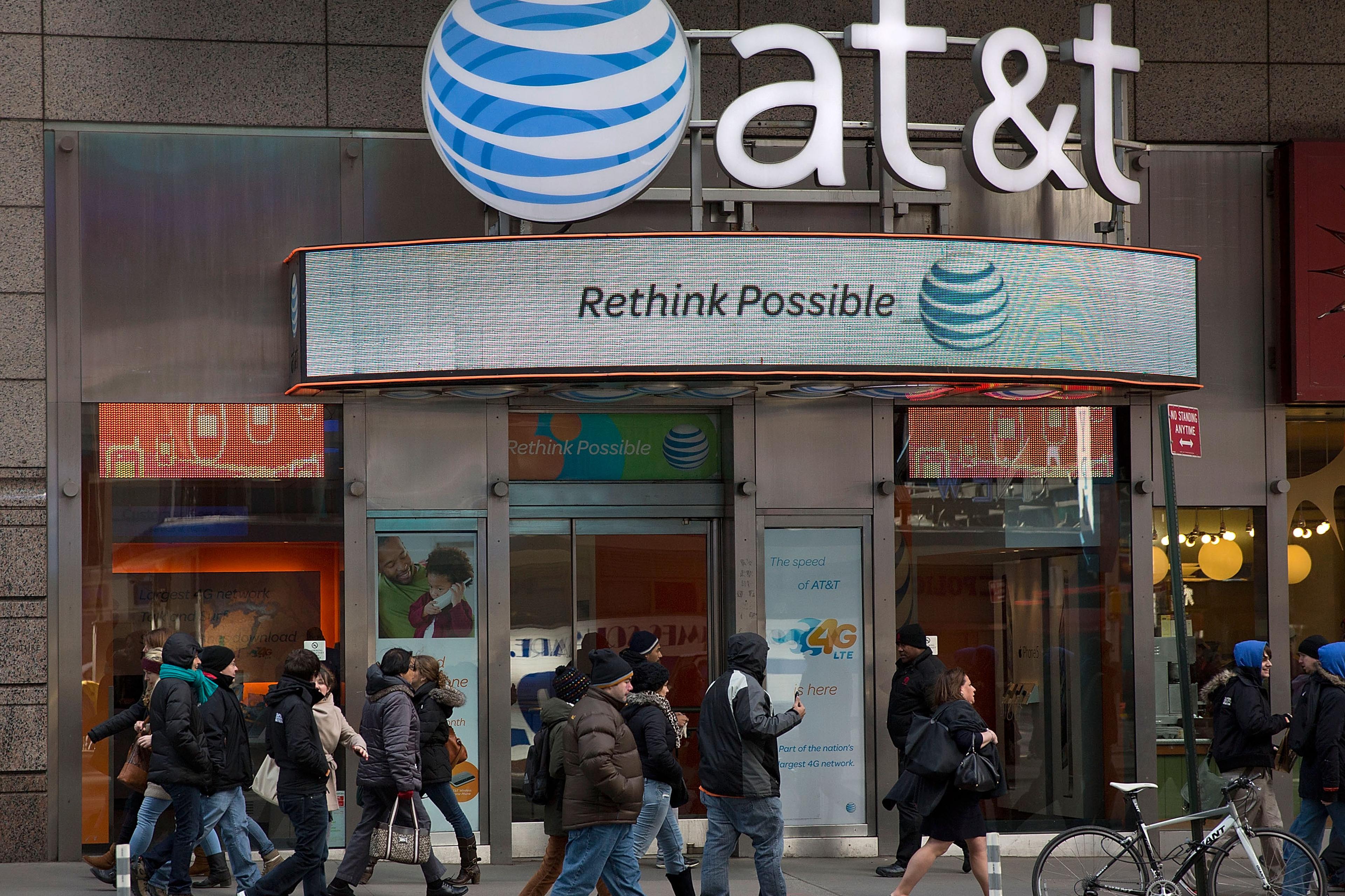 AT&T Cramming: 350,000 Have Asked for Refunds, Says FTC