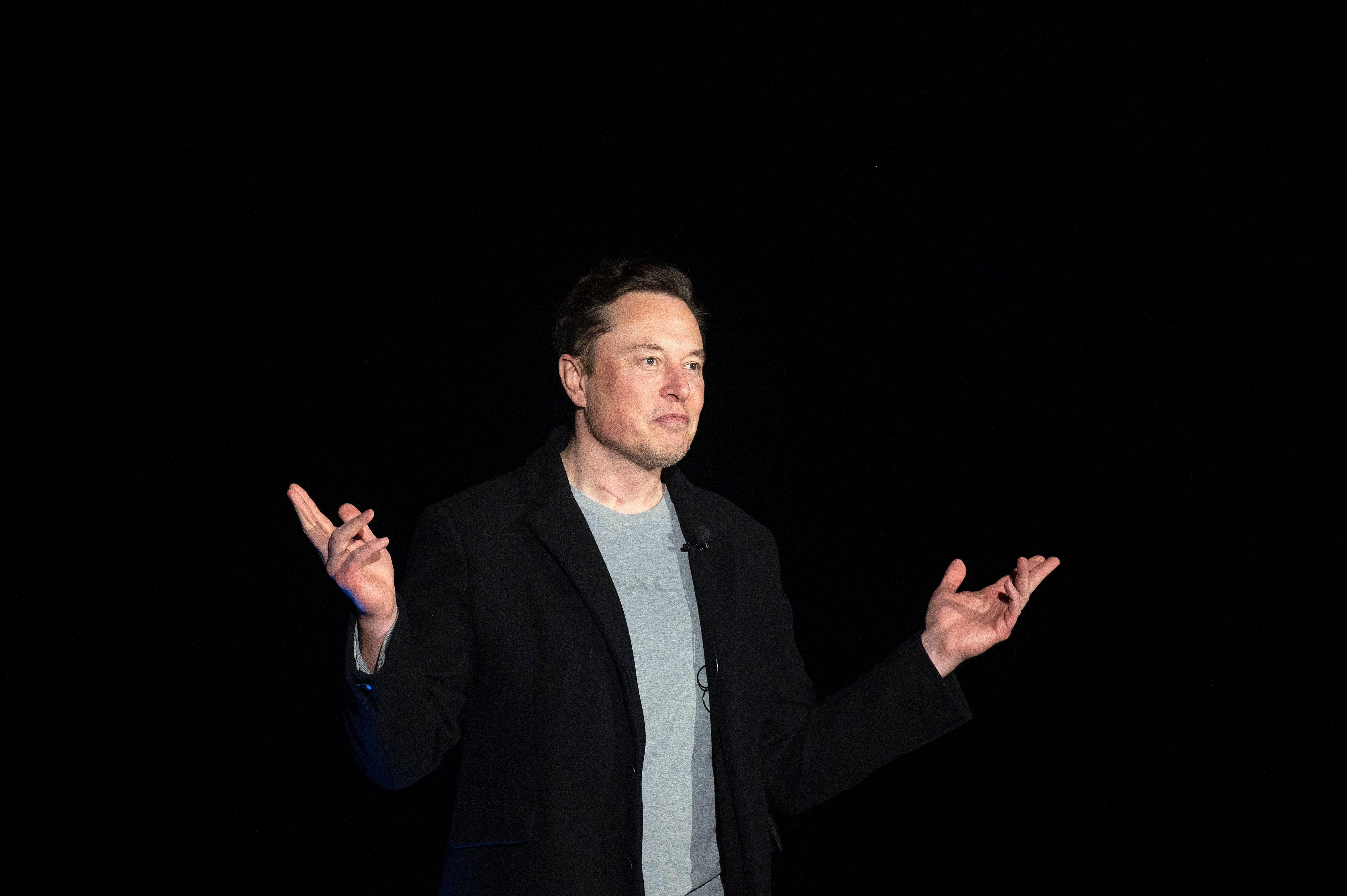 spacex-fires-employees-elon-musk