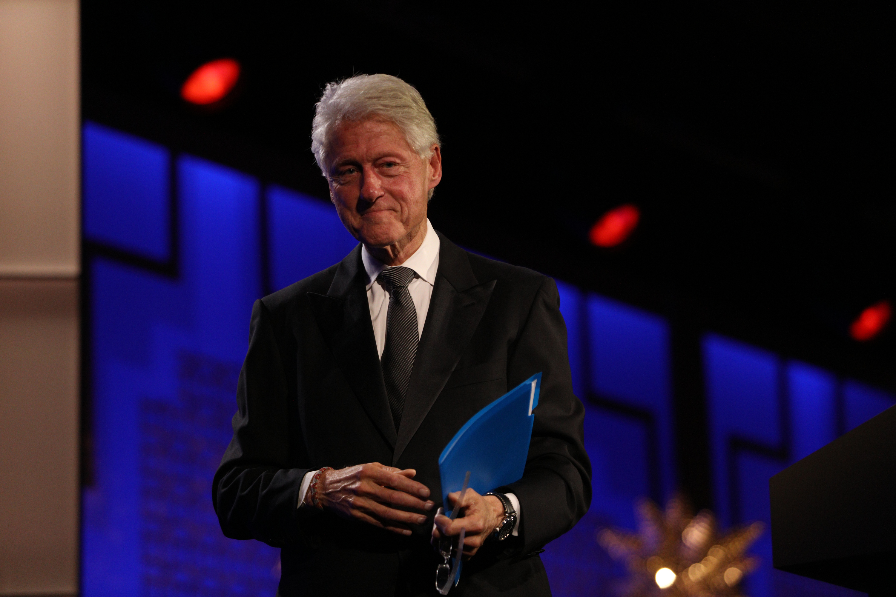 Starkey Hearing Foundation 2015 So The World May Hear Gala
