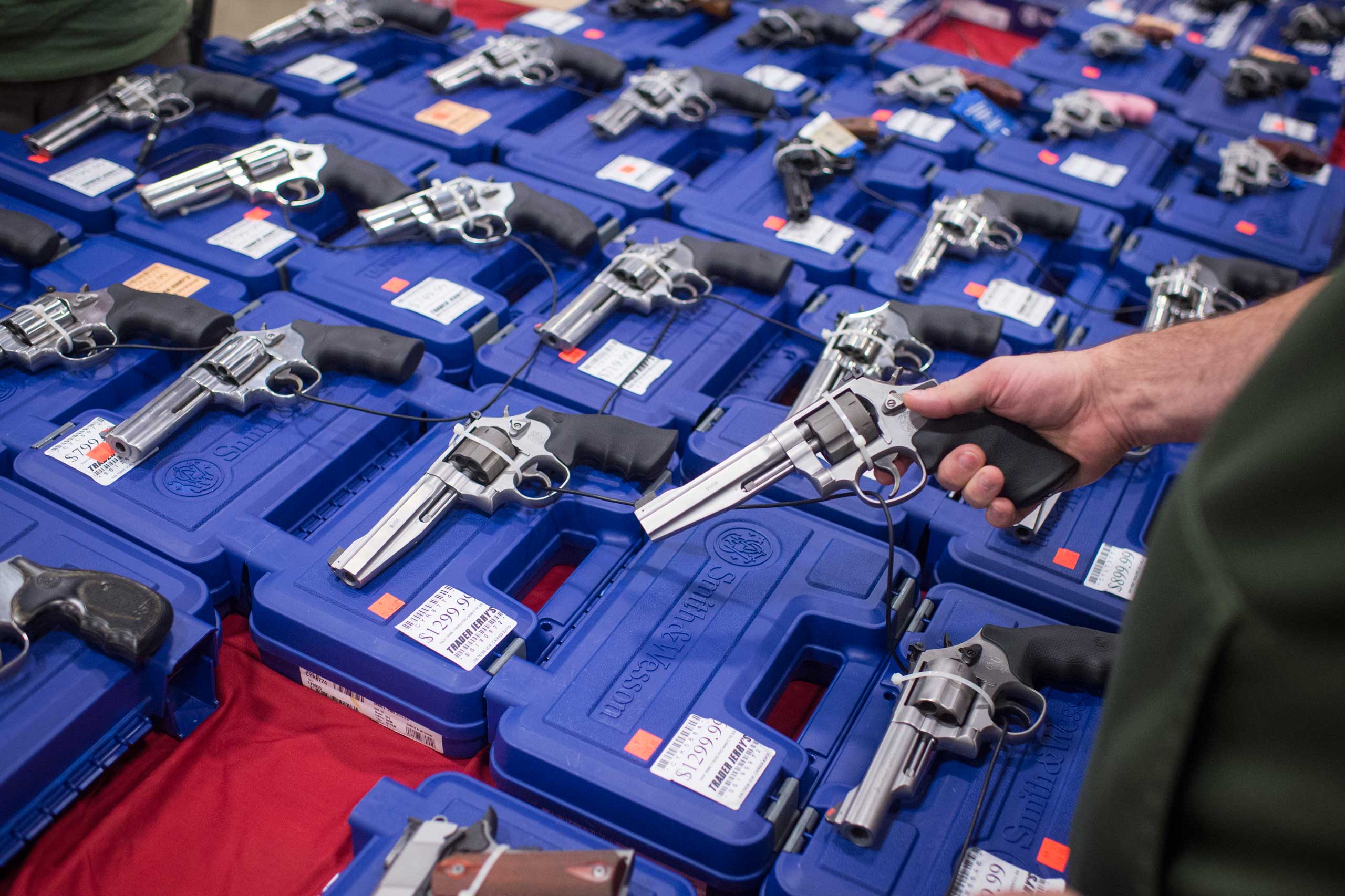 The Nation's Gun Show comes back to the Dulles Expo Center with the first major gun show in the area since the Oregon shooting. This show bring thousands of customers and hundreds of dealers to town.