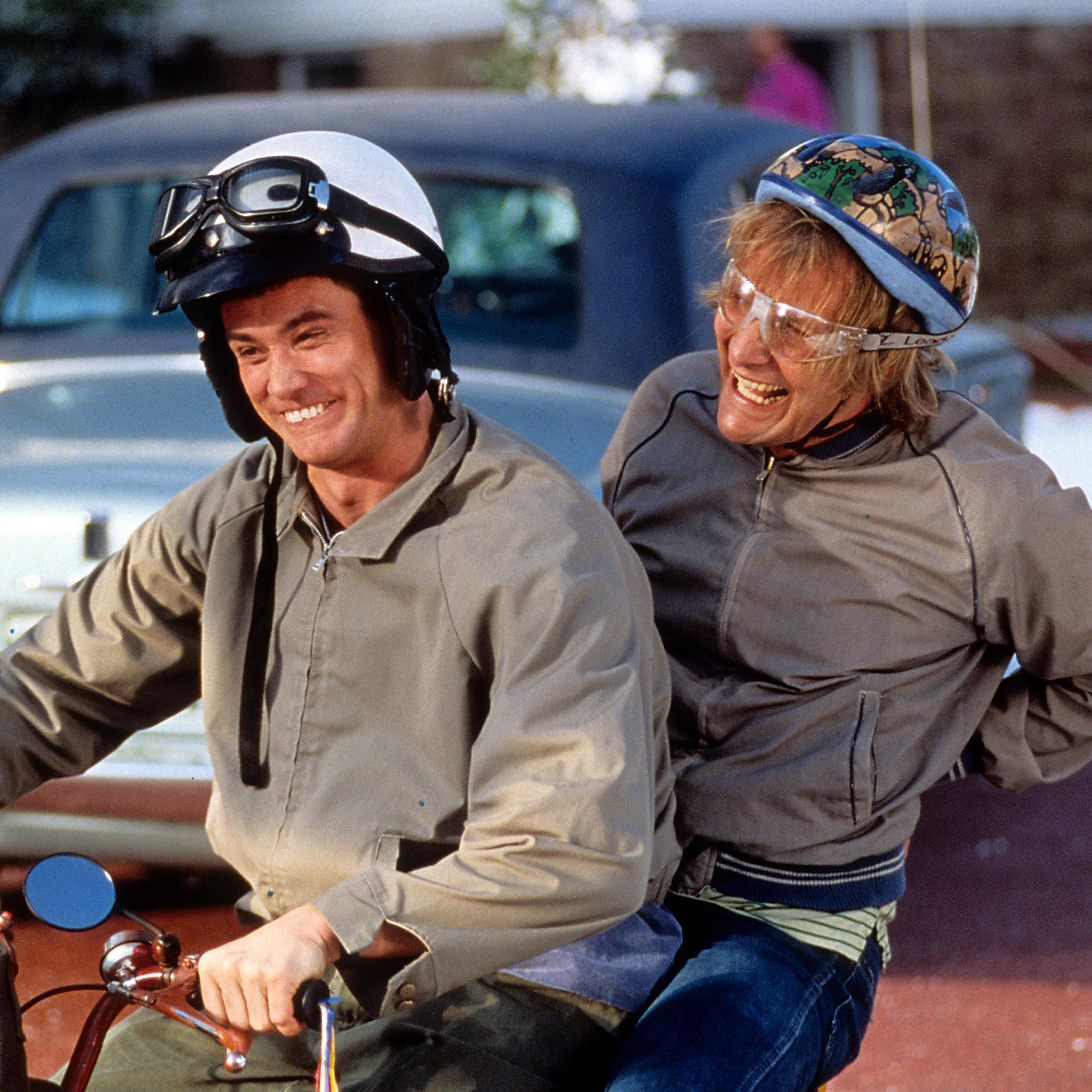 Jim Carrey And Jeff Daniels In 'Dumb & Dumber'