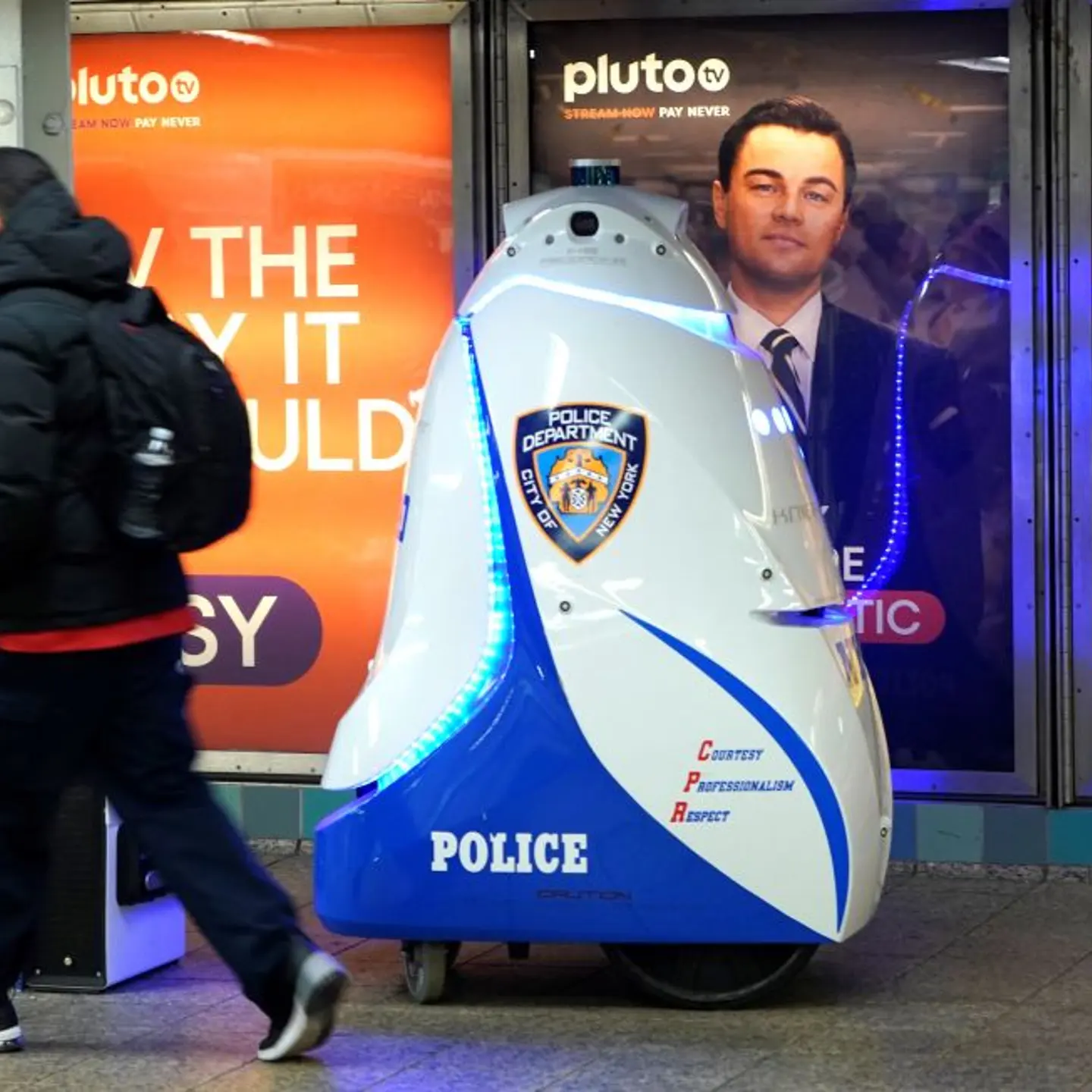 US-TRANSPORT-POLICE-ROBOT