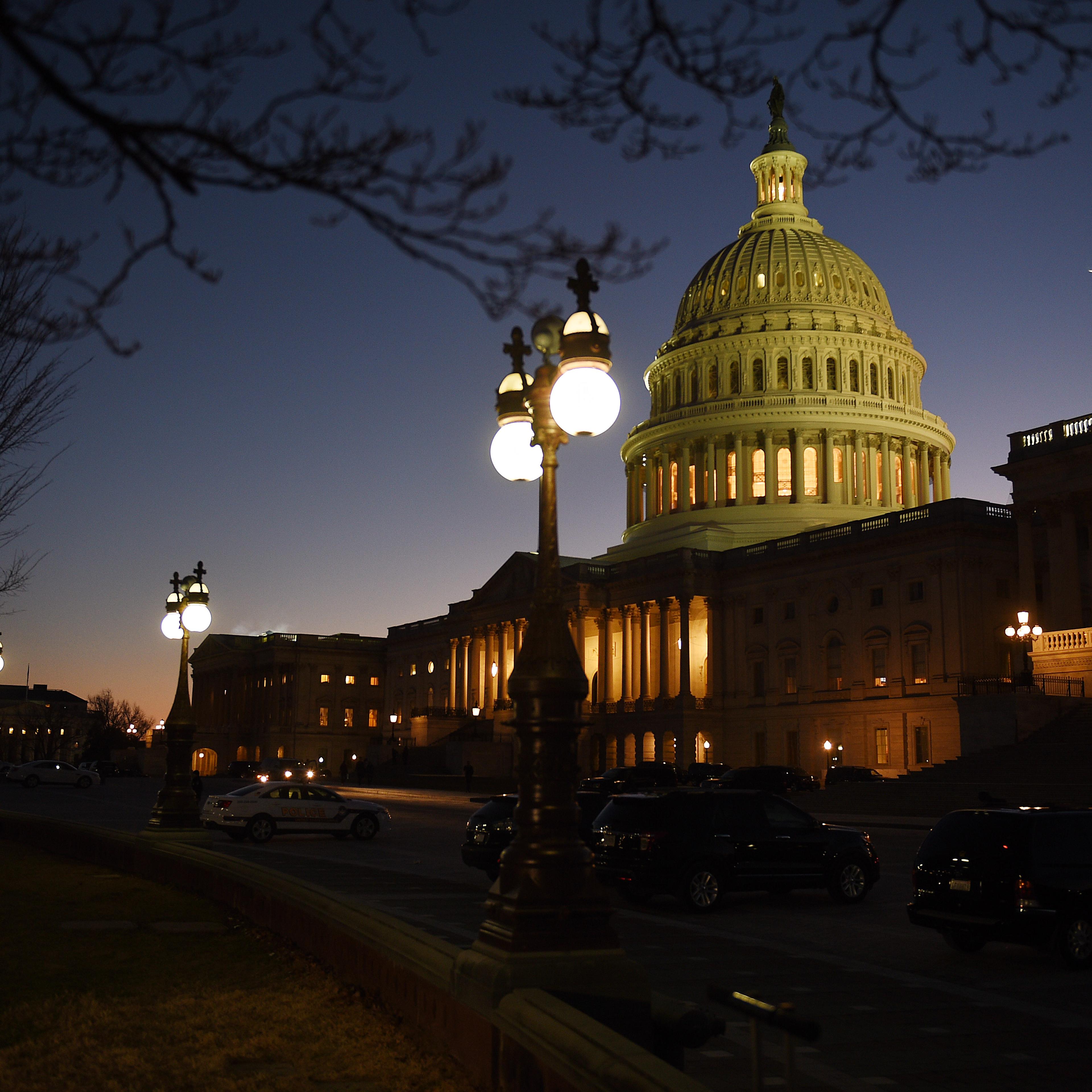 WASHINGTON, DC - JANUARY 19: Lawmakers on Capitol Hill in Washi