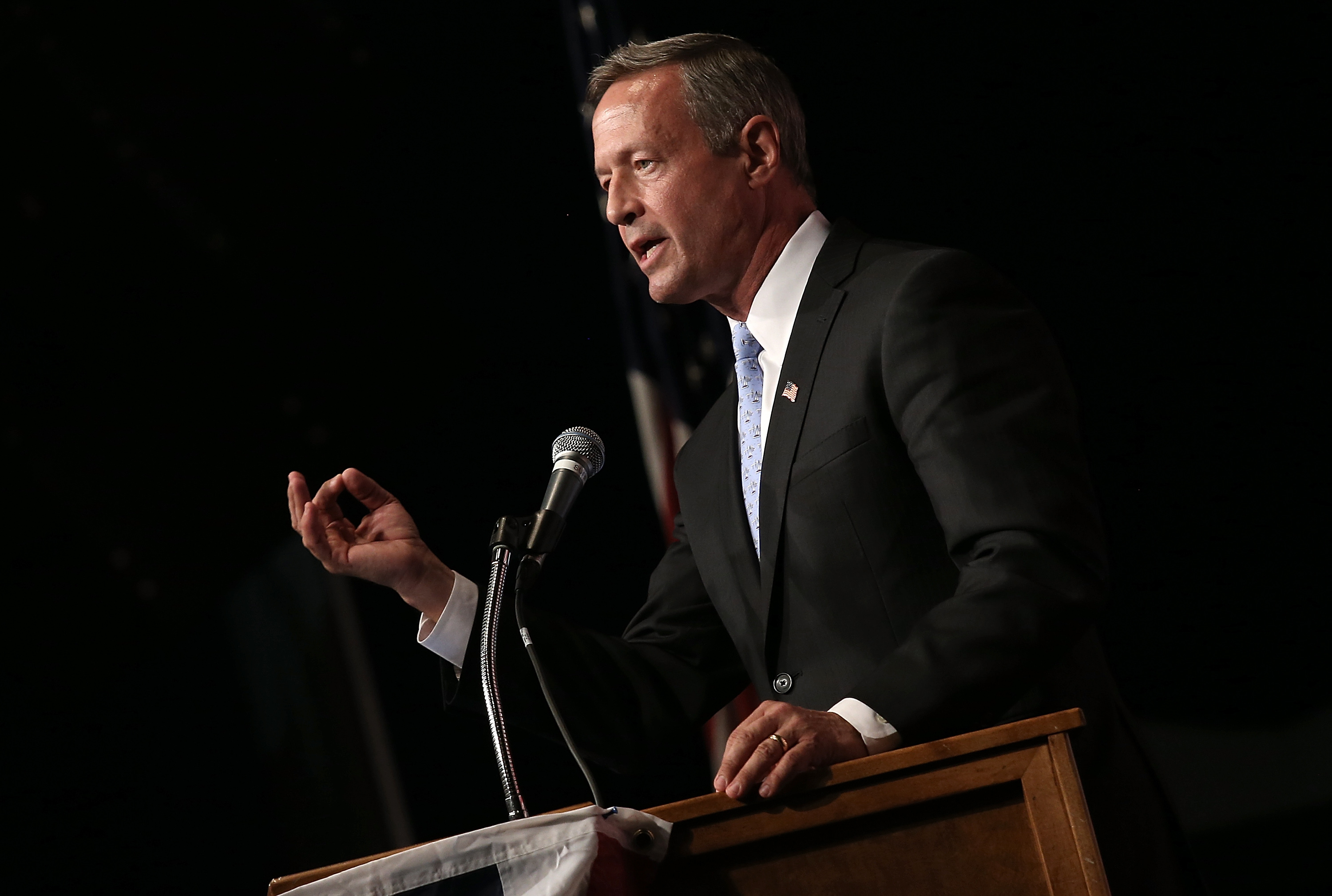 Candidates For President Attend Iowa Democrat's Wing Ding Dinner