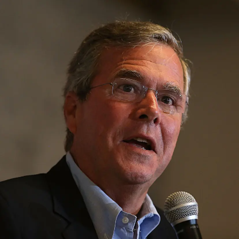 Republican presidential candidate and former Florida governor Jeb Bush speaks to workers at Thumbtack on July 16, 2015 in San Francisco, California.
