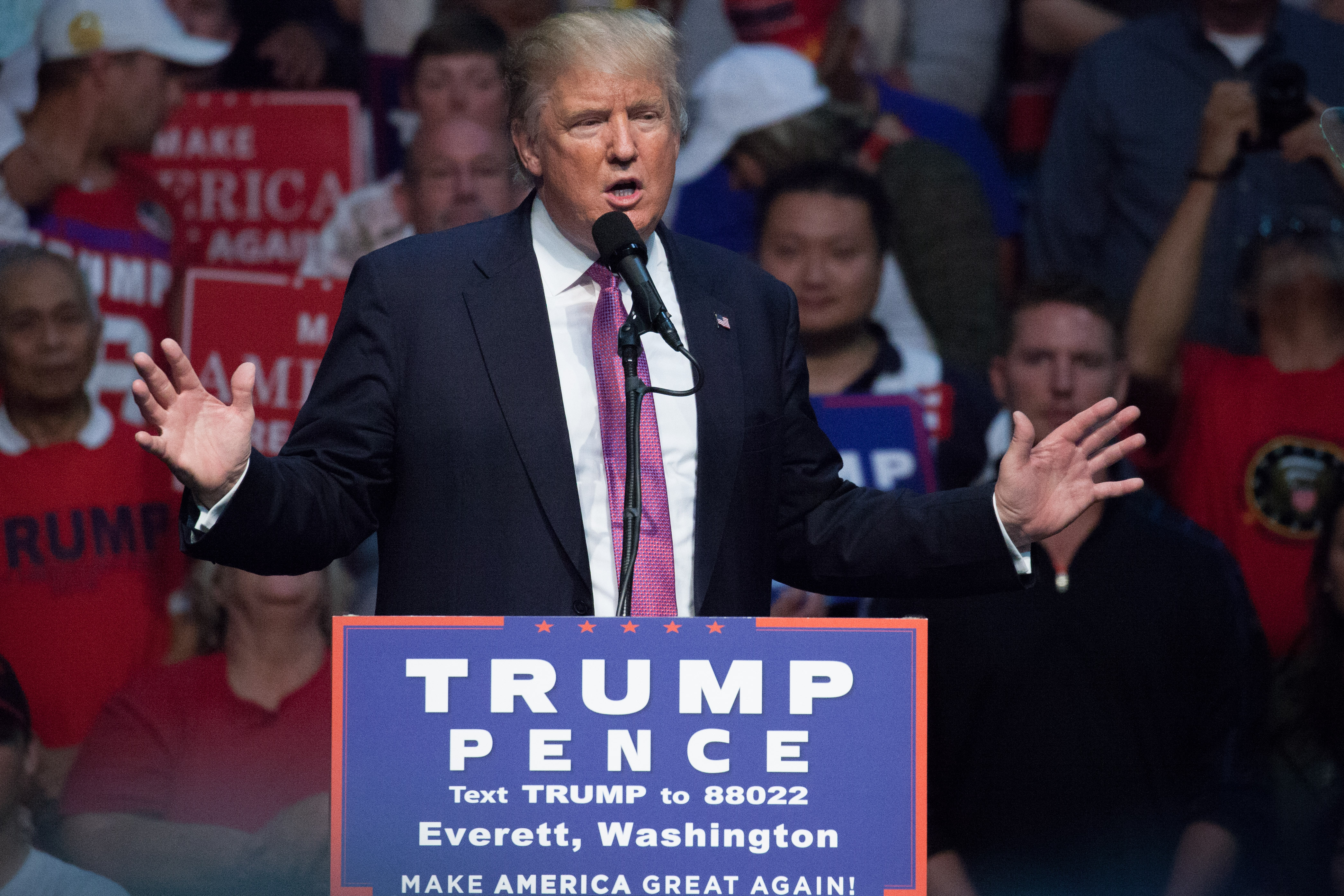 Donald Trump Campaigns In Washington State