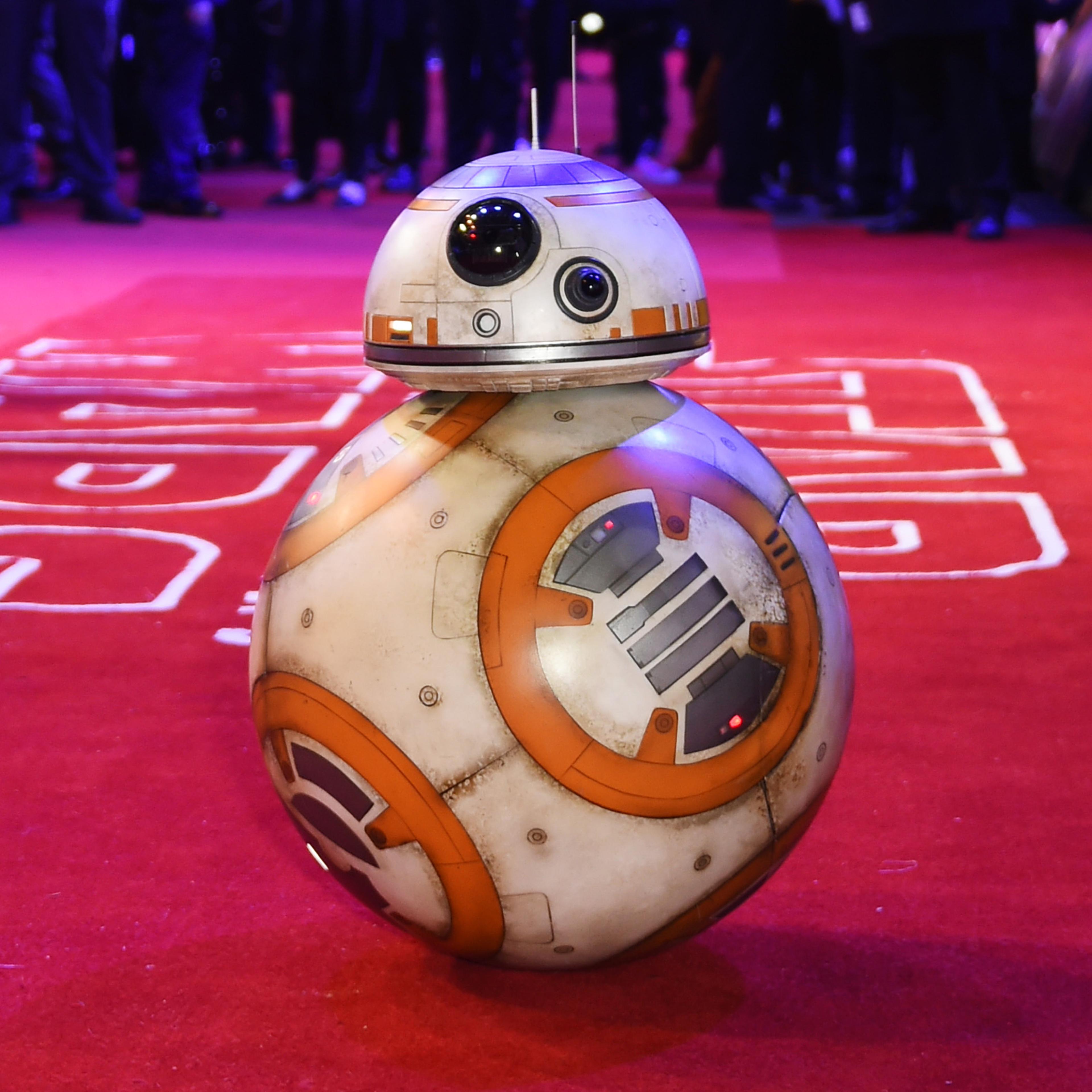 Droid BB-8 attends the European Premiere of "Star Wars: The Force Awakens" on December 16, 2015 in London, England.
