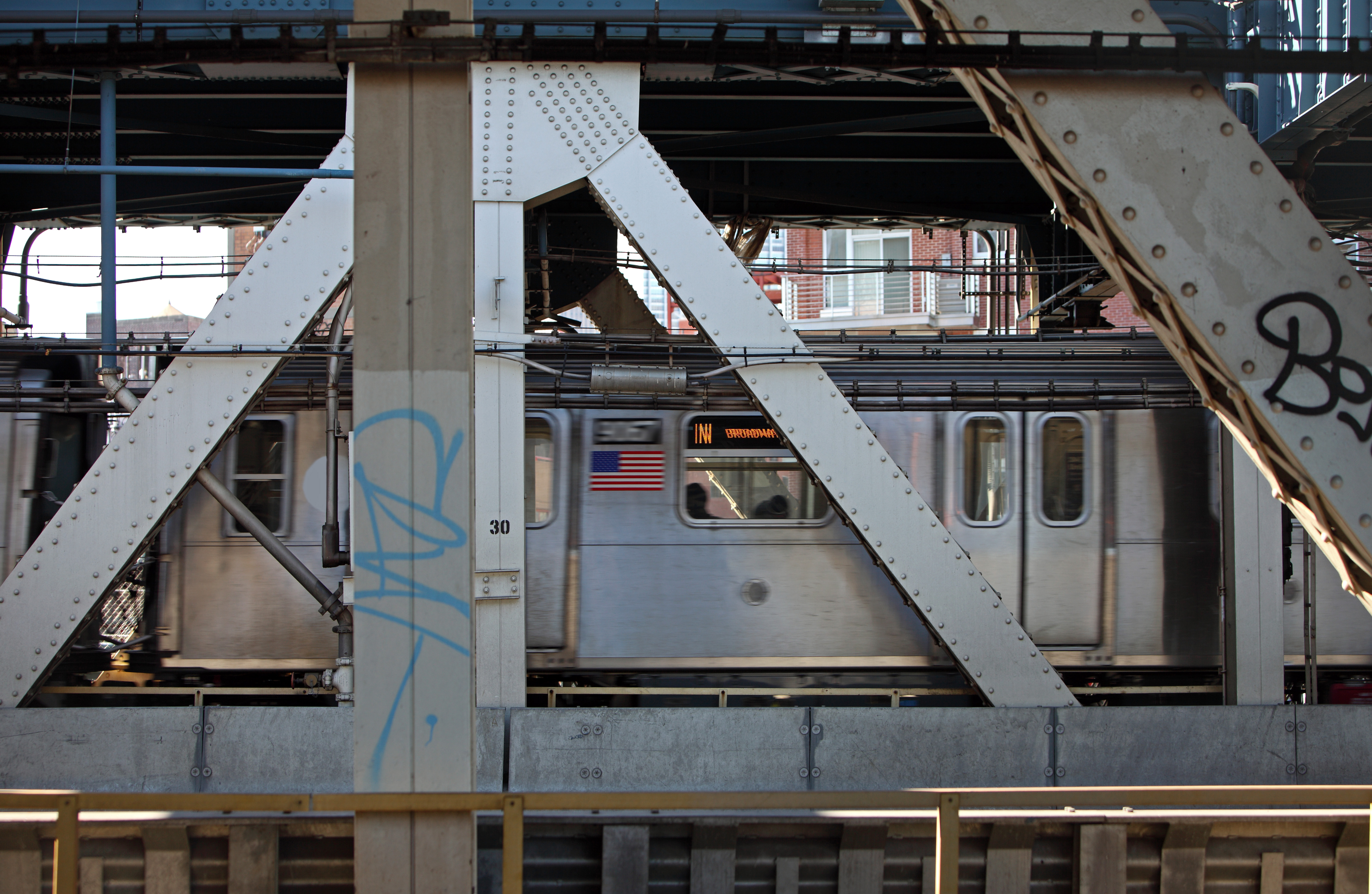 manhattan bridge subway car nighmare