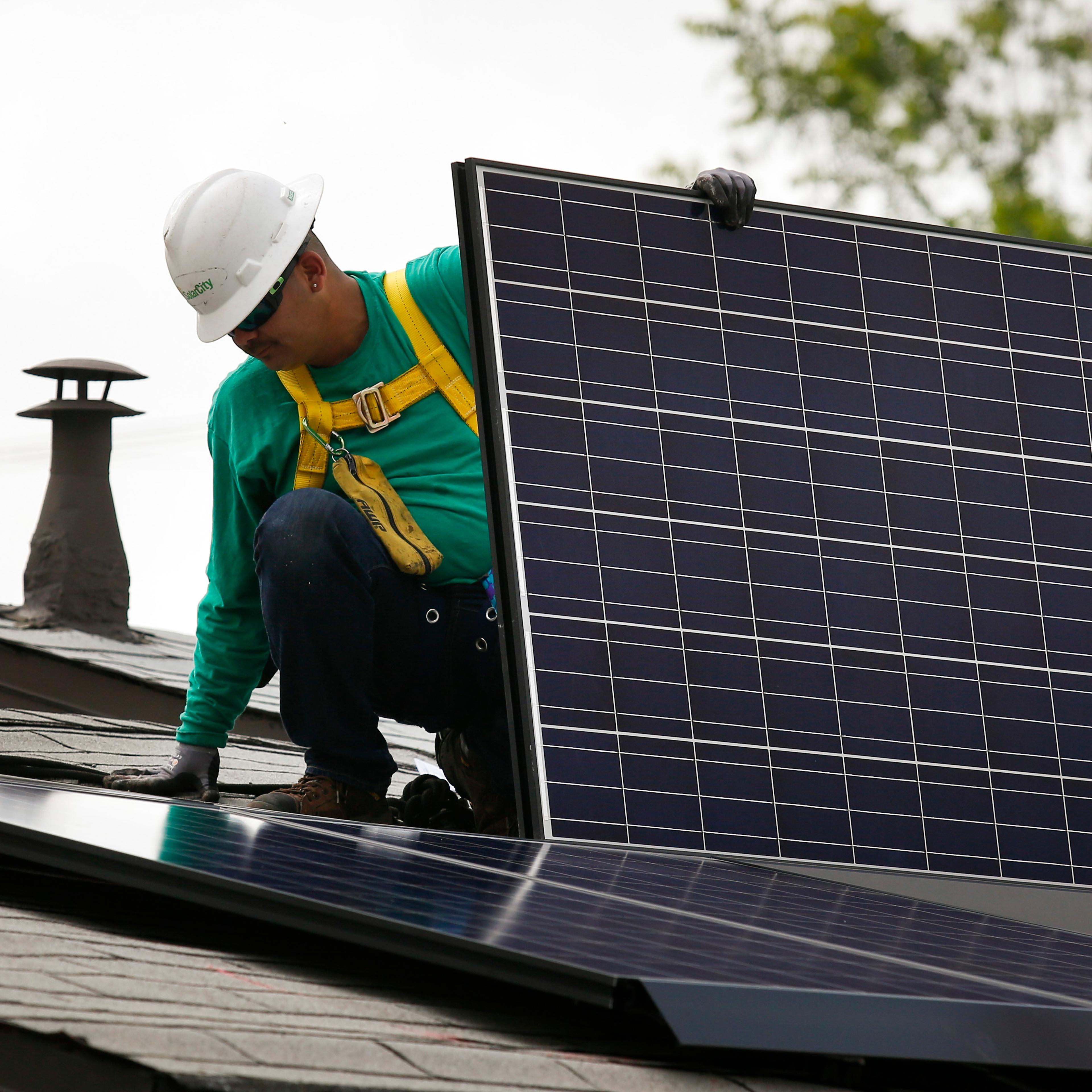 A SolarCity Installation As Earnings Figures Are Released